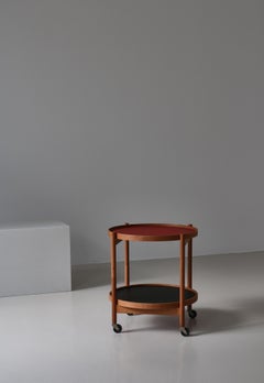 Mesa bandeja moderna danesa temprana Hans Bølling, roble y linóleo, años 60