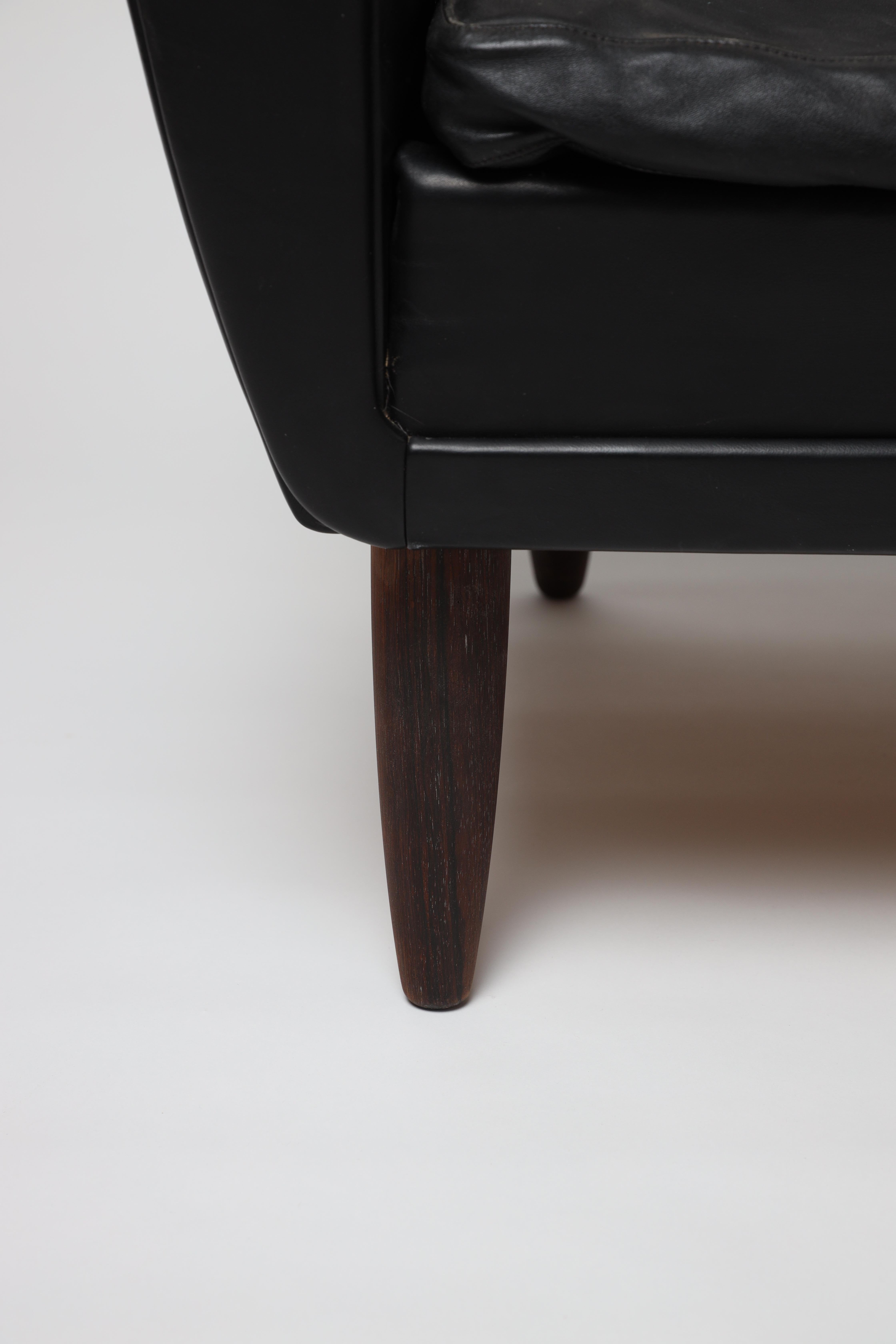 Danish Modern Easy Chair by Georg Thams in Black Leather and Rosewood Legs, 1964 3