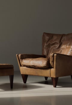 Sedia moderna danese modello "V11" in pelle marrone di Illum Wikkelsø, anni '60
