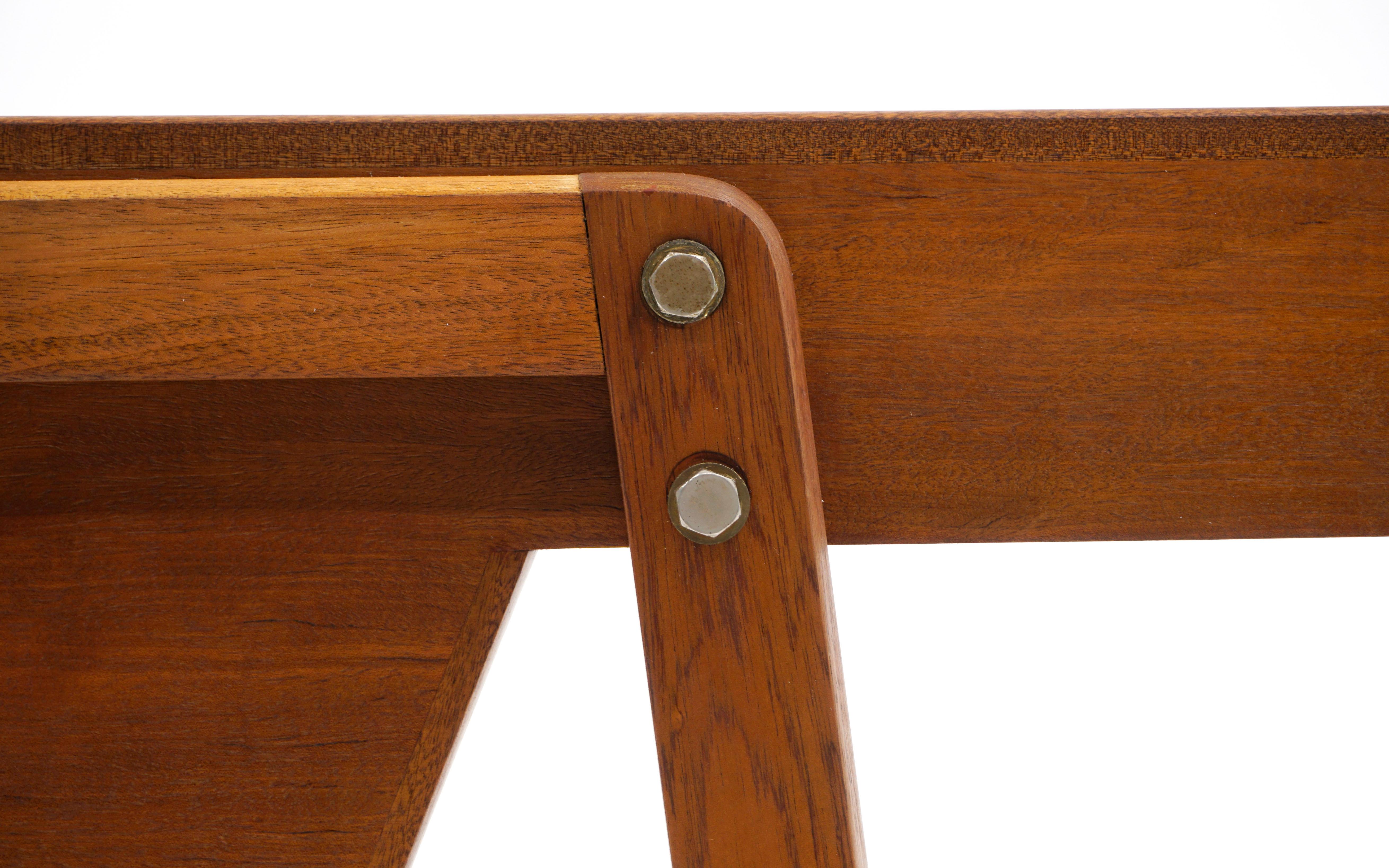 Dänischer moderner „Eden“ Partner-Schreibtisch der dänischen Moderne, große Oberfläche mit Rollplatte, Schränke im Angebot 5