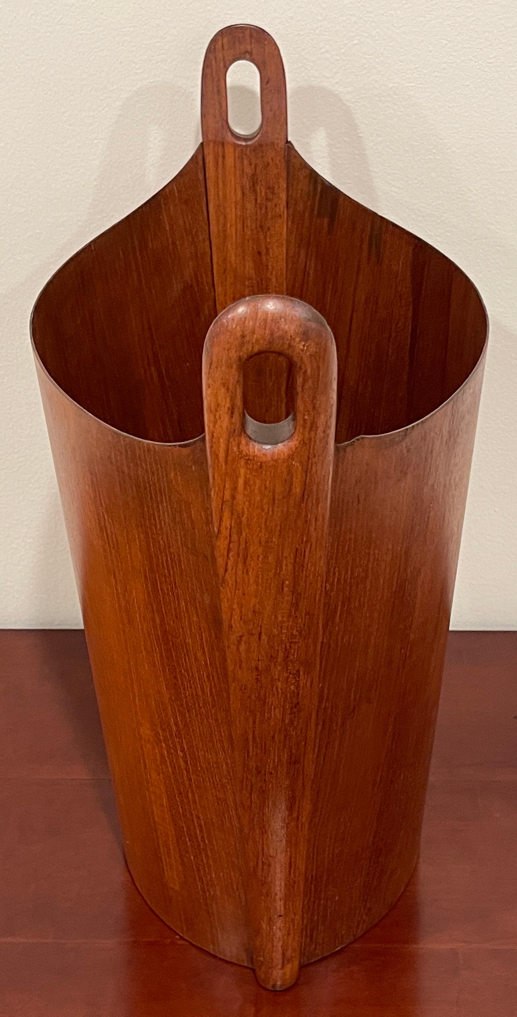 Danish Modern Einar Barnes for P.S. Heggen Teak Wastepaper Basket  4