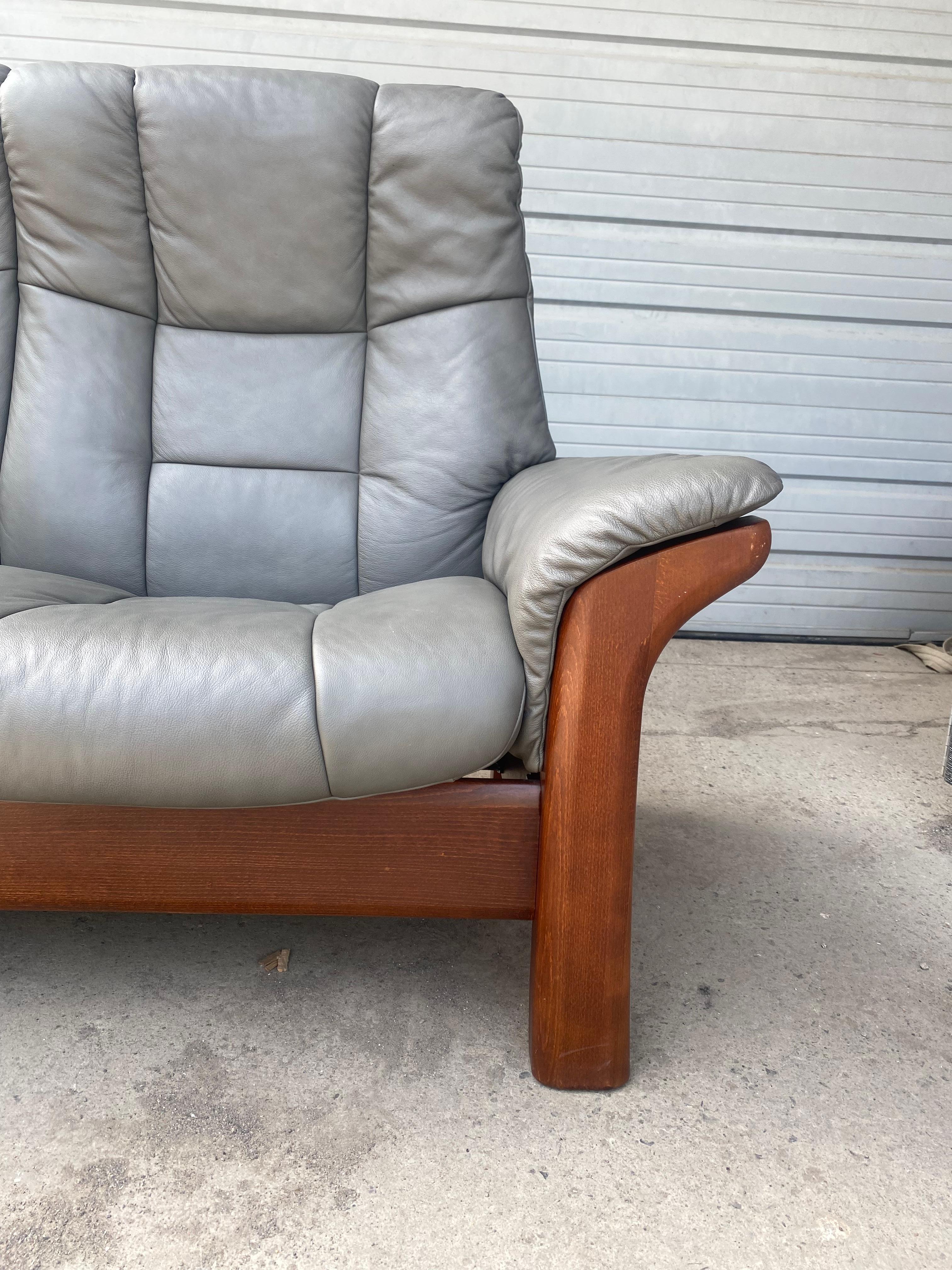 Norwegian Danish Modern Ekornes Stressless Buckingham Leather High Back Reclining Sofa For Sale