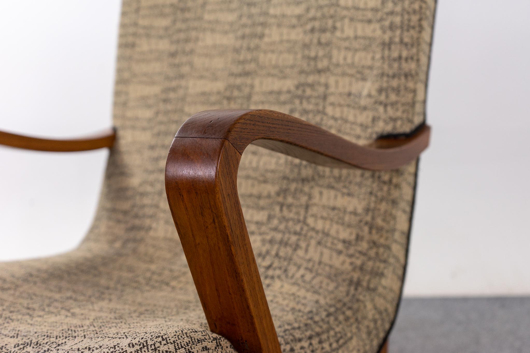 Scandinavian Modern Danish Modern Elm Lounge Chair  For Sale
