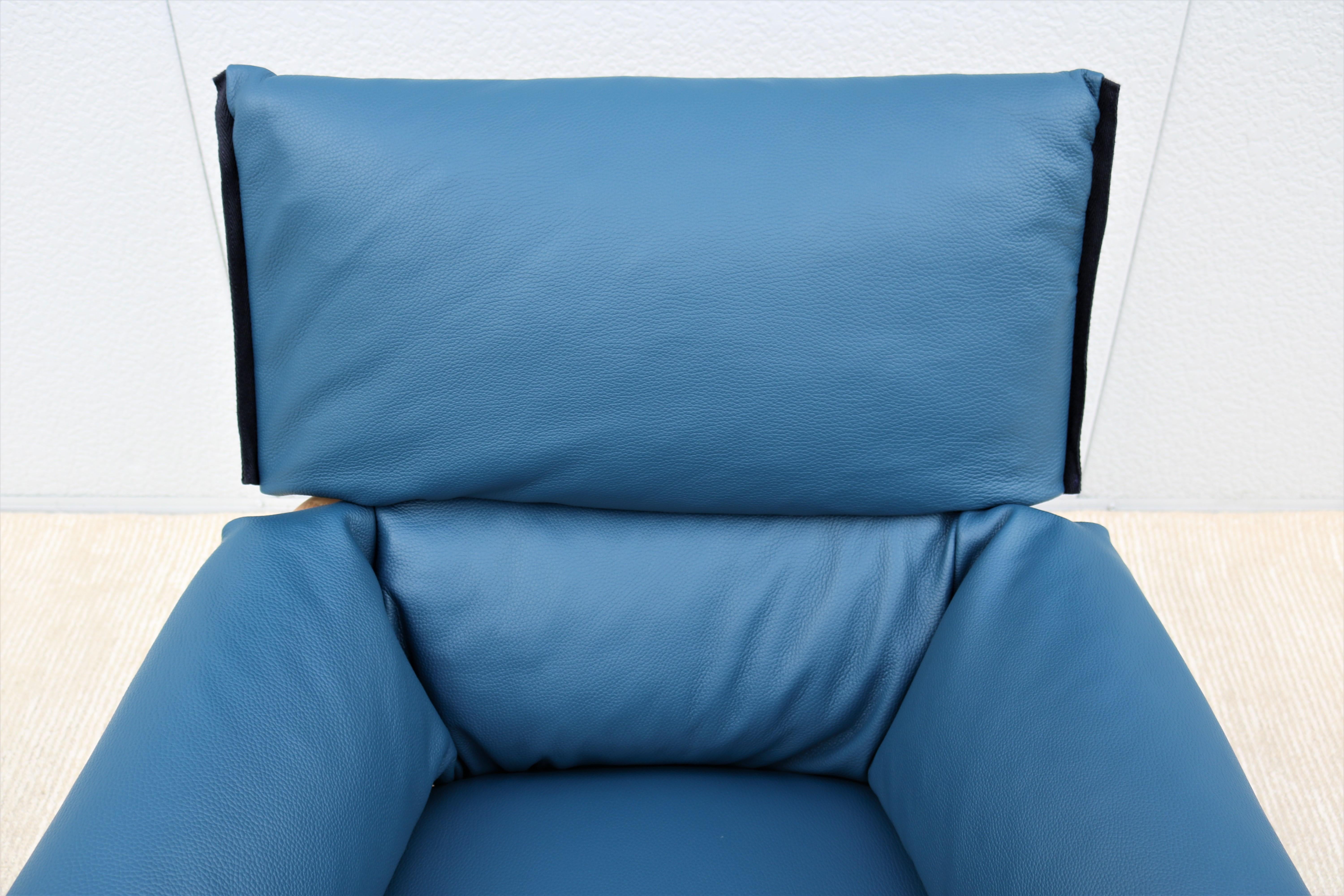 Danish Modern EOOS for Carl Hansen & Son E015 Embrace Lounge Chair 'Brand New' For Sale 5