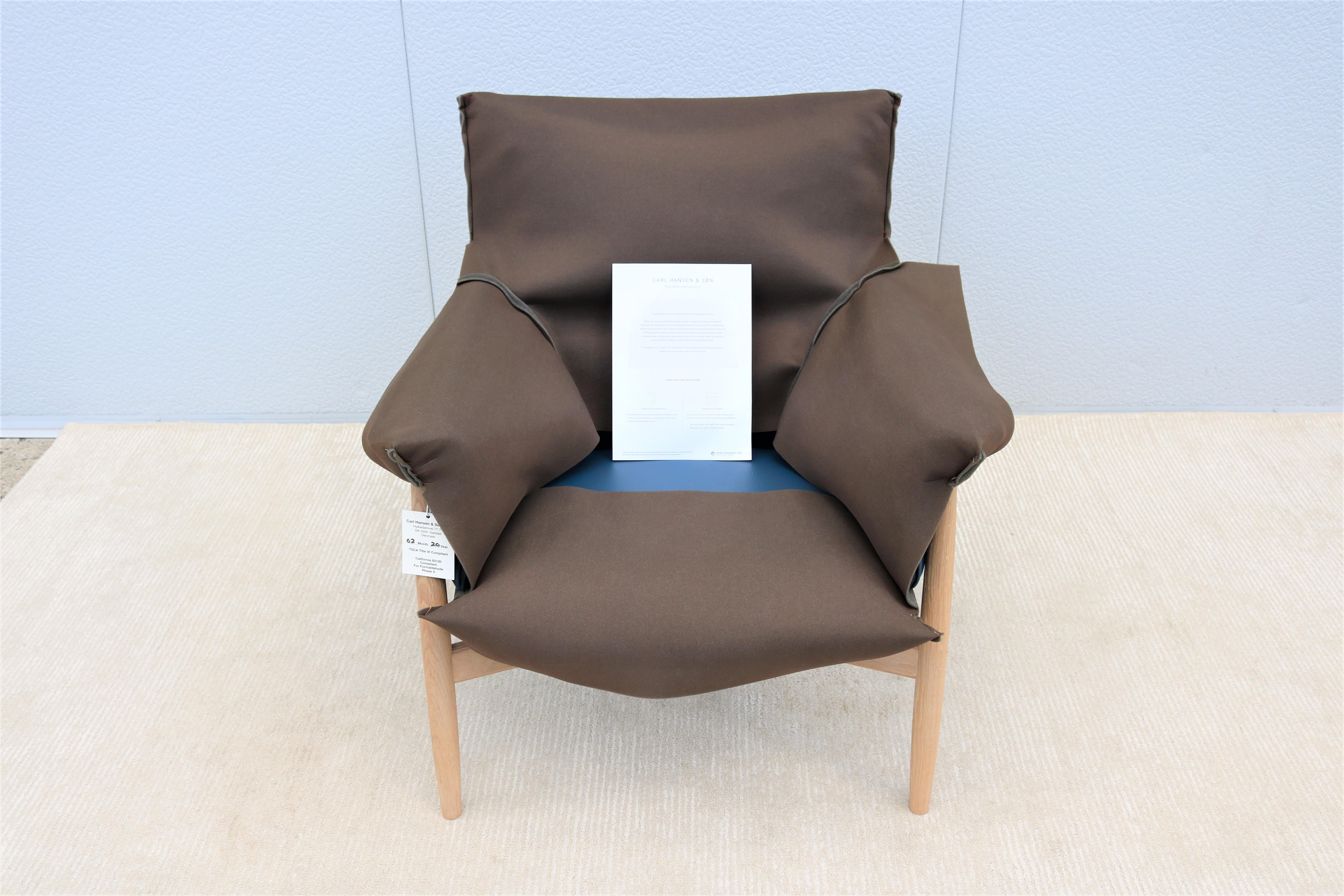 Danish Modern EOOS for Carl Hansen & Son E015 Embrace Lounge Chair 'Brand New' For Sale 7