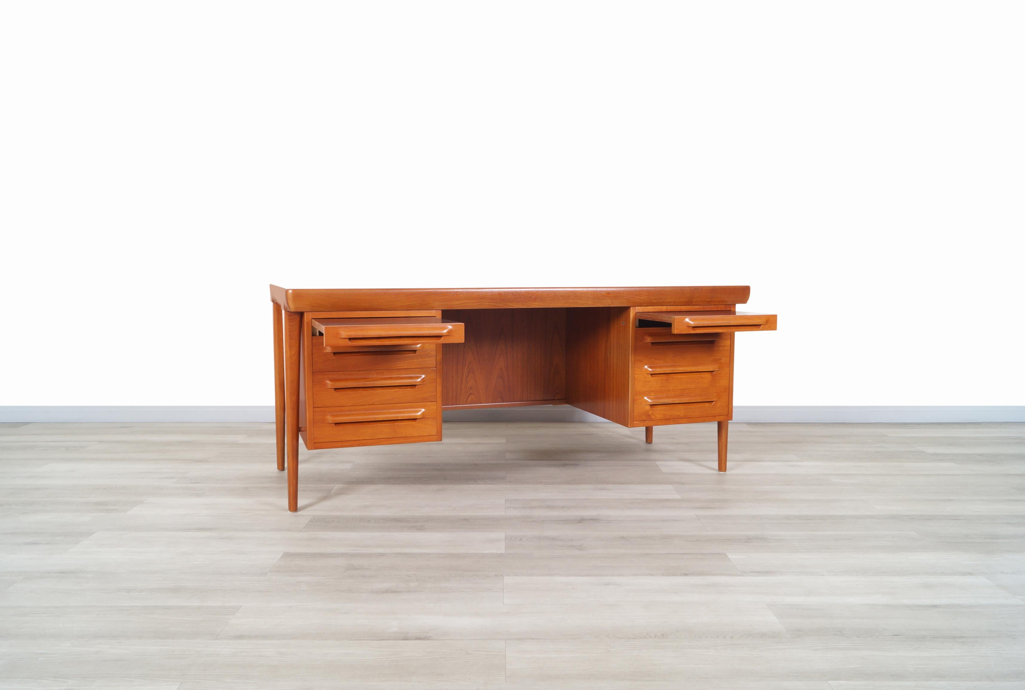 Danish Modern Executive Desk by Ib Kofod Larsen In Excellent Condition In North Hollywood, CA