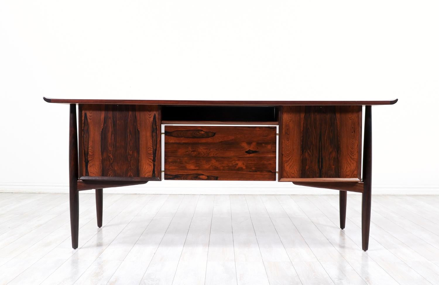 Mid-20th Century Expertly Restored -Danish Modern Executive Sculpted Rosewood Desk by H.P. Hansen For Sale