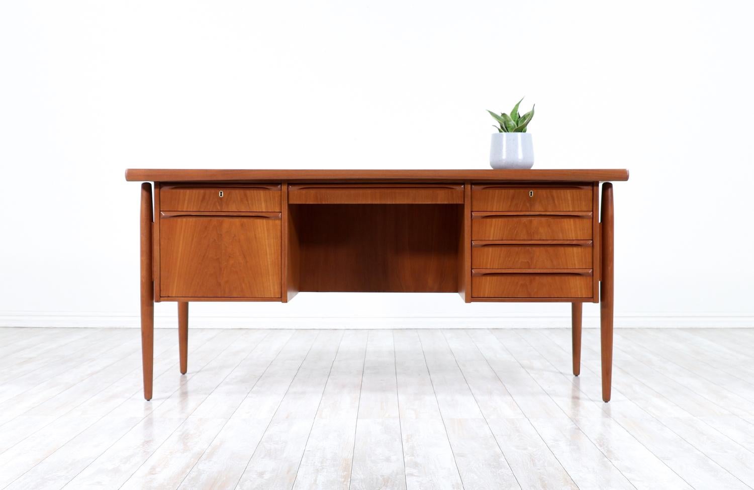 Danish Modern Executive Teak Desk with Bookcase In Excellent Condition In Los Angeles, CA