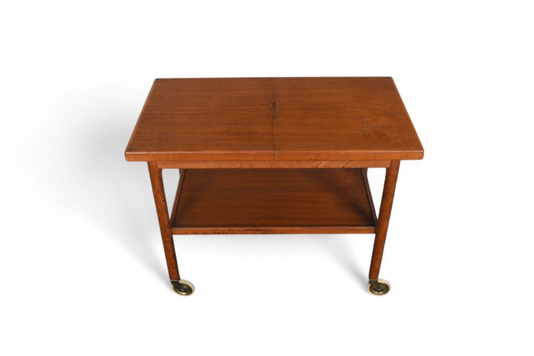Dänischer moderner erweiterbarer Barwagen aus Teakholz im Angebot 4