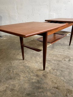 Danish Modern Expandable Coffee Table