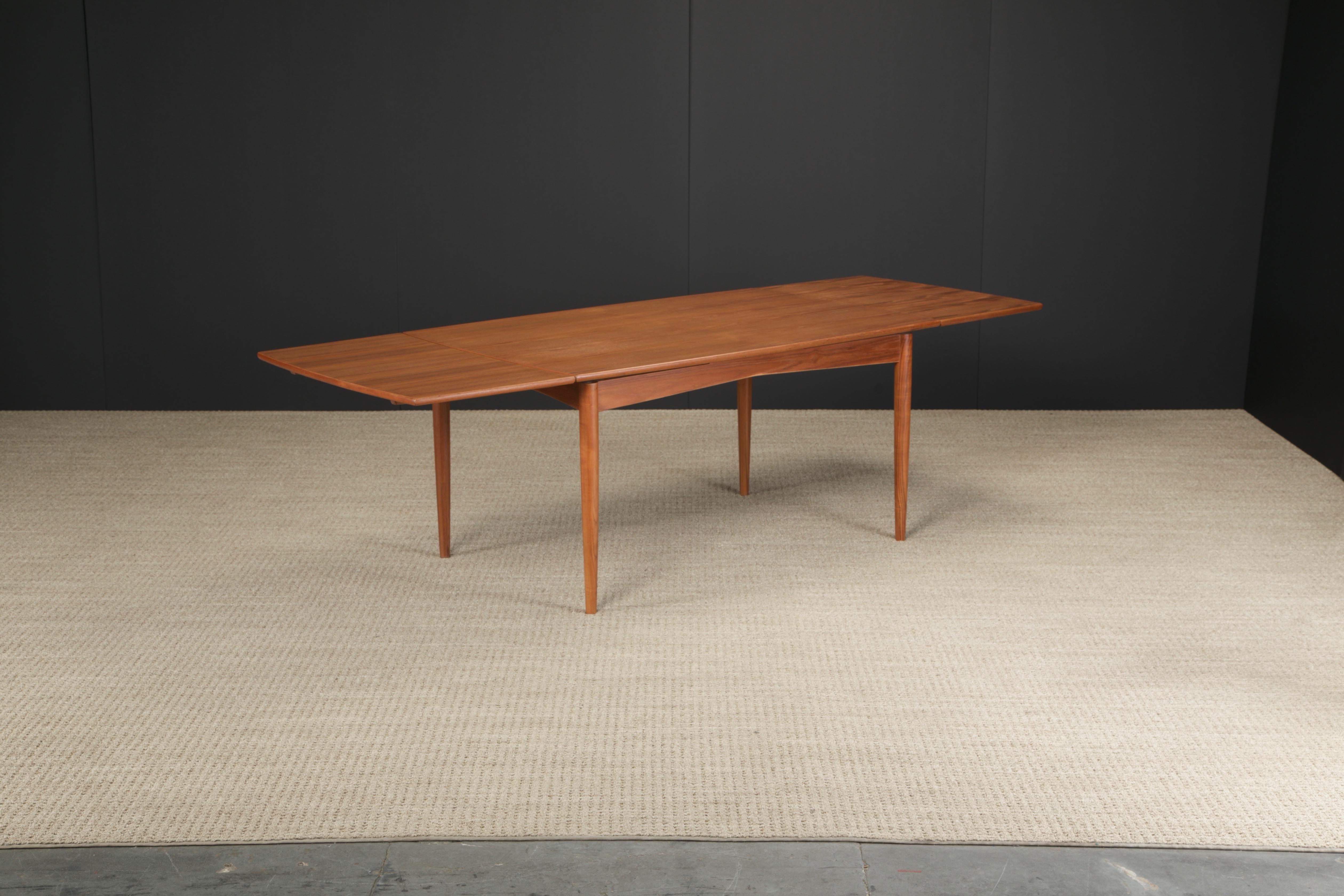 Danish Modern Expandable Teak Dining Table, c 1960s, Refinished For Sale 8
