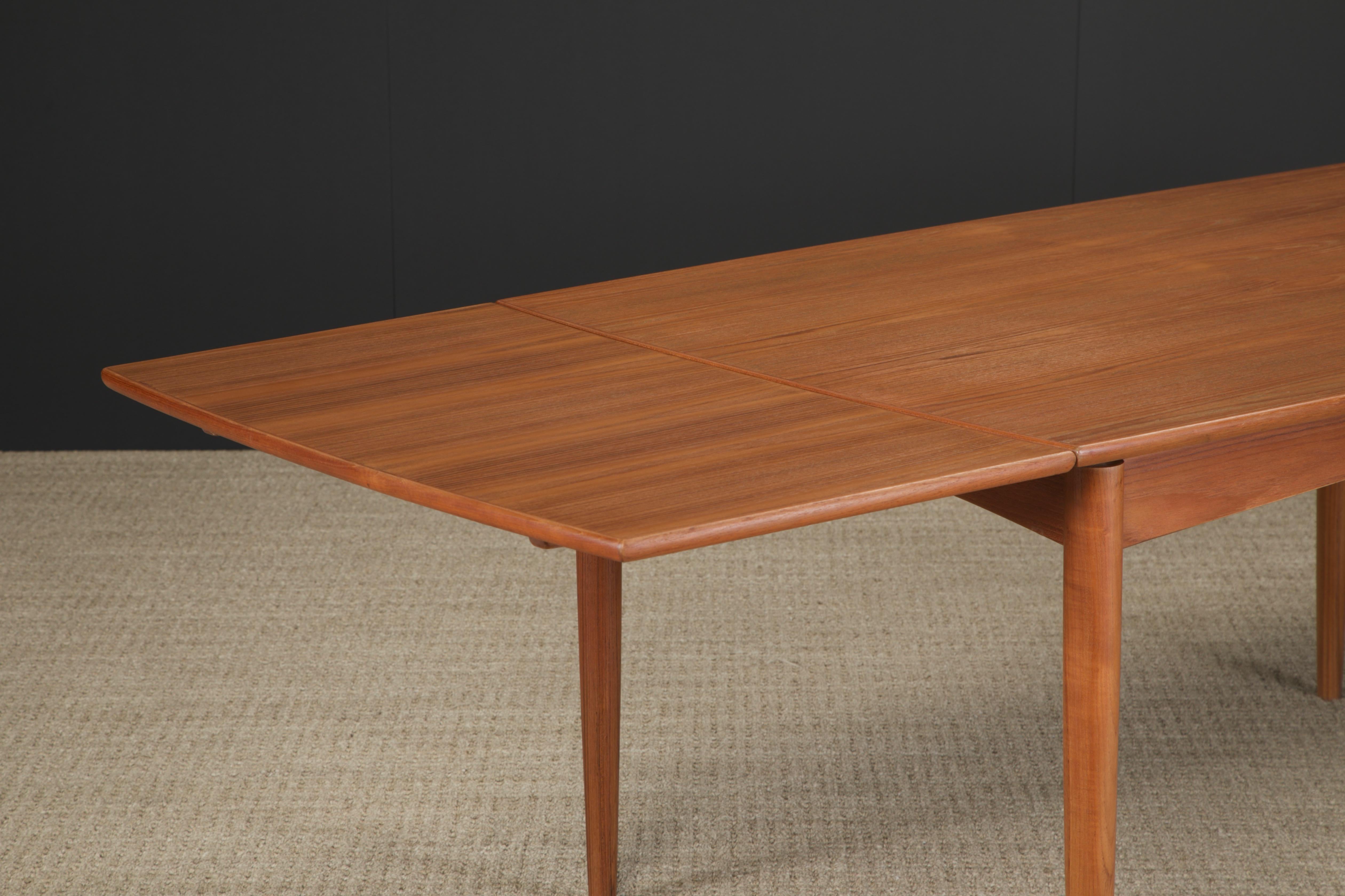 Danish Modern Expandable Teak Dining Table, c 1960s, Refinished For Sale 9