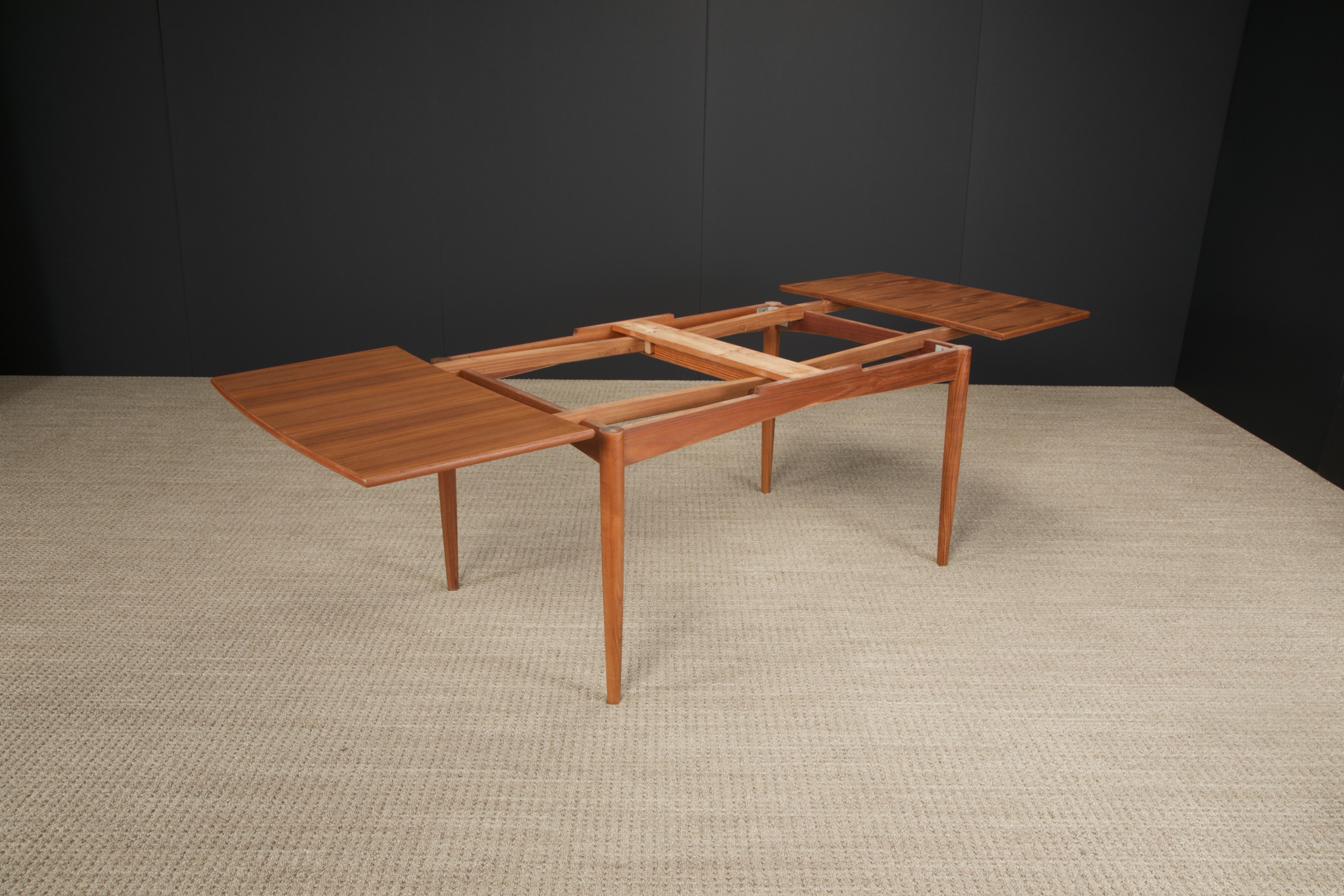 Danish Modern Expandable Teak Dining Table, c 1960s, Refinished For Sale 13