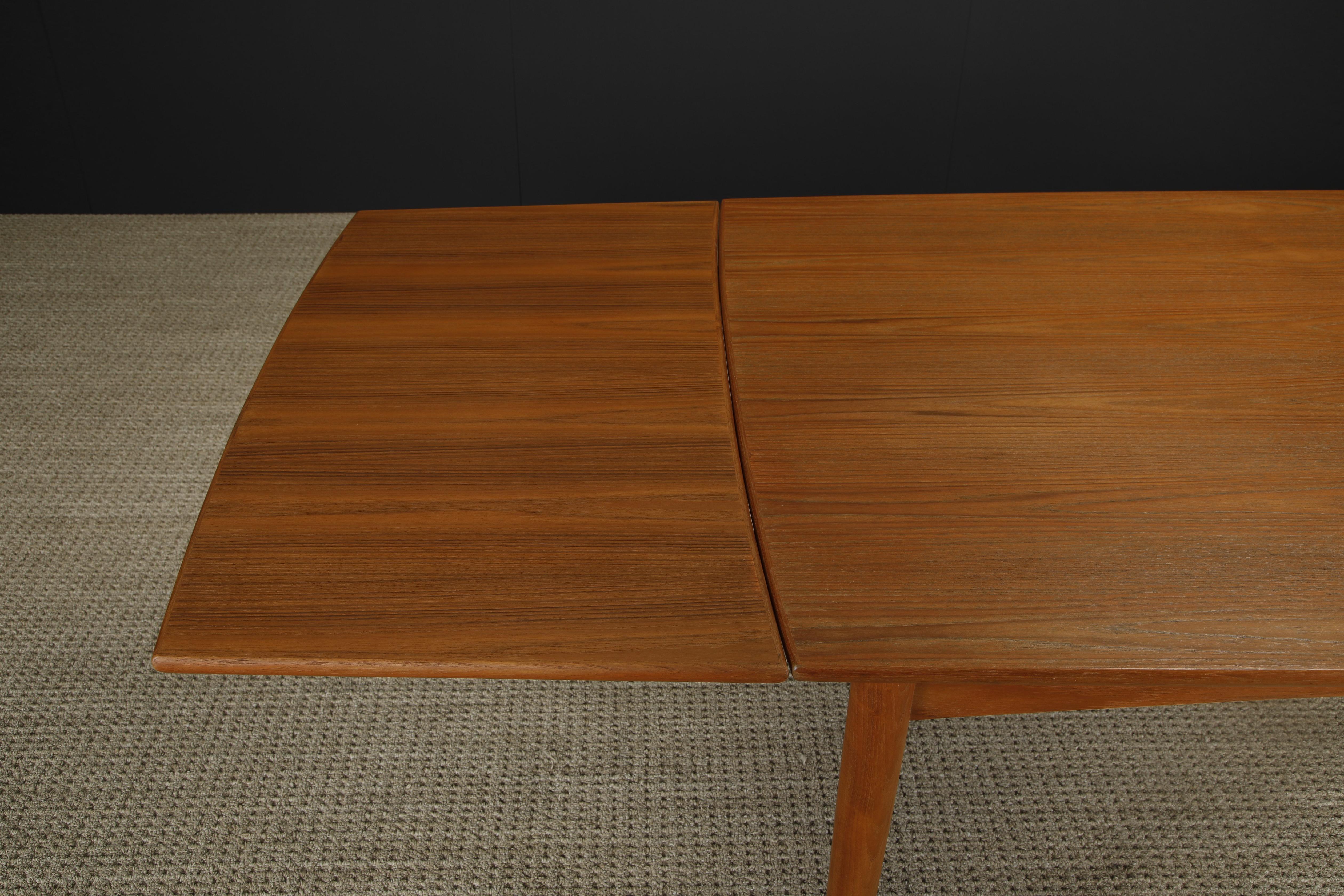 Danish Modern Expandable Teak Dining Table, c 1960s, Refinished For Sale 3