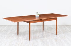 Danish Modern Expanding Draw-Leaf Teak Dining Table