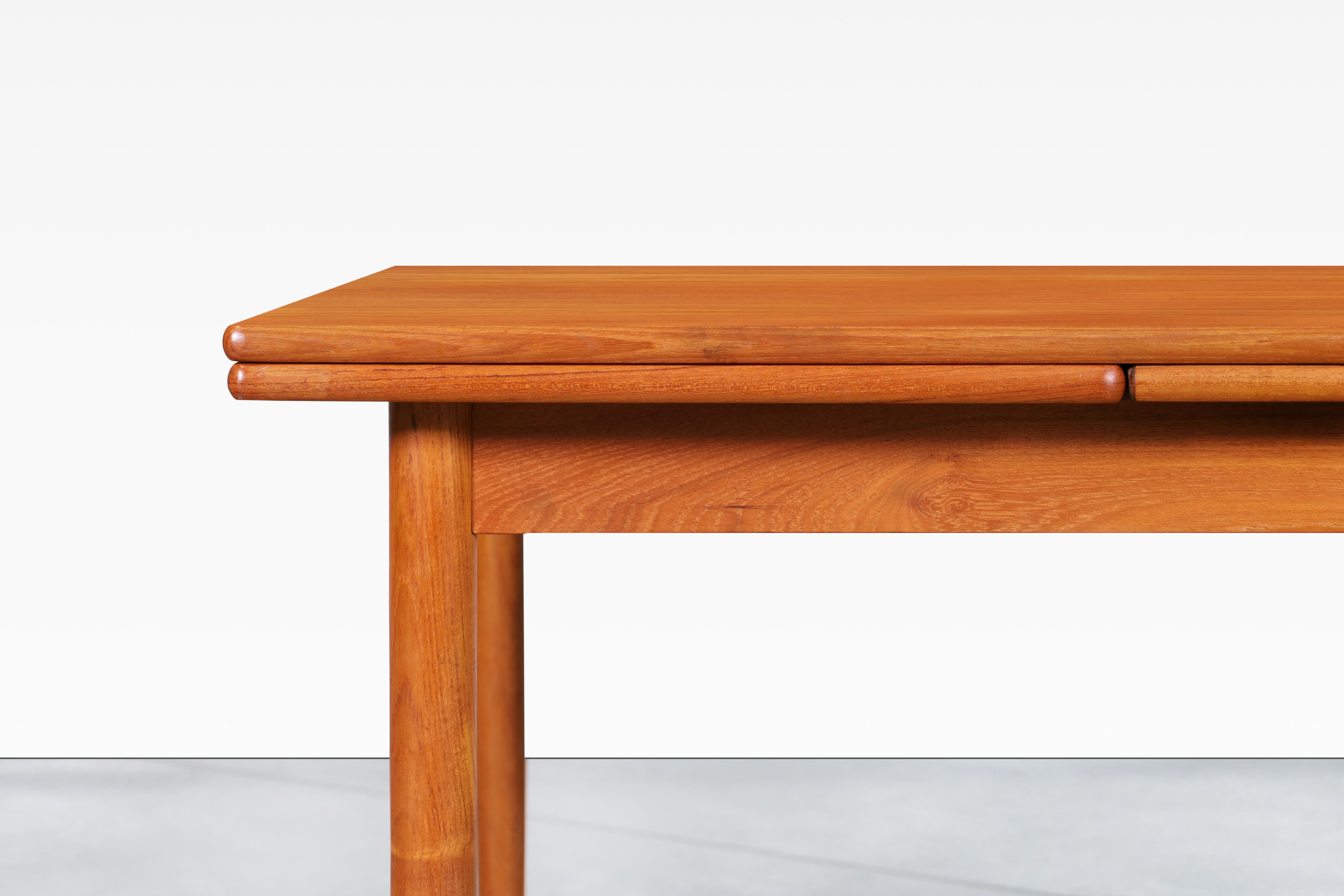 Danish Modern Expanding Teak Dining Table by AM Møble 4
