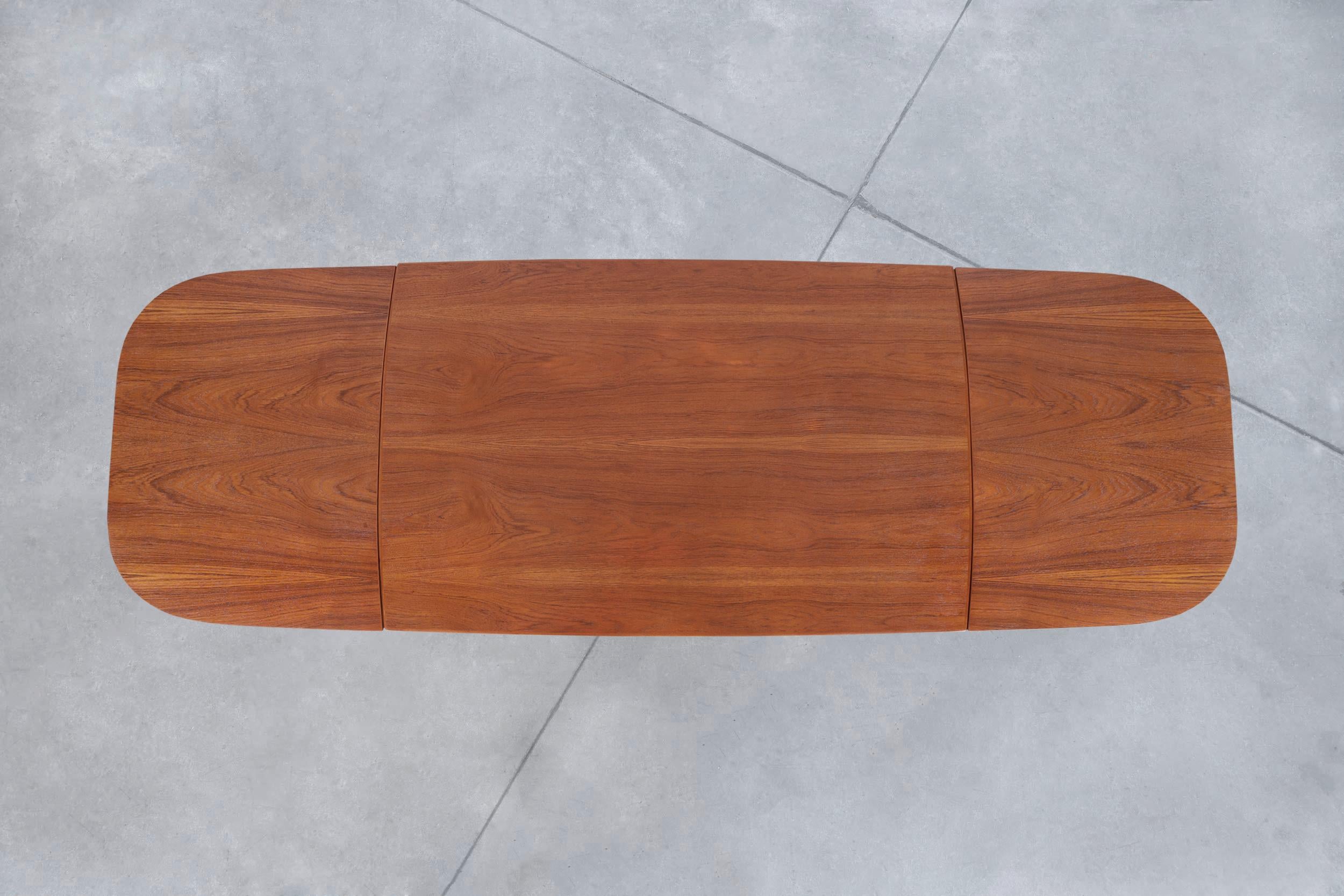 Table de salle à manger extensible moderne danoise en teck en vente 2