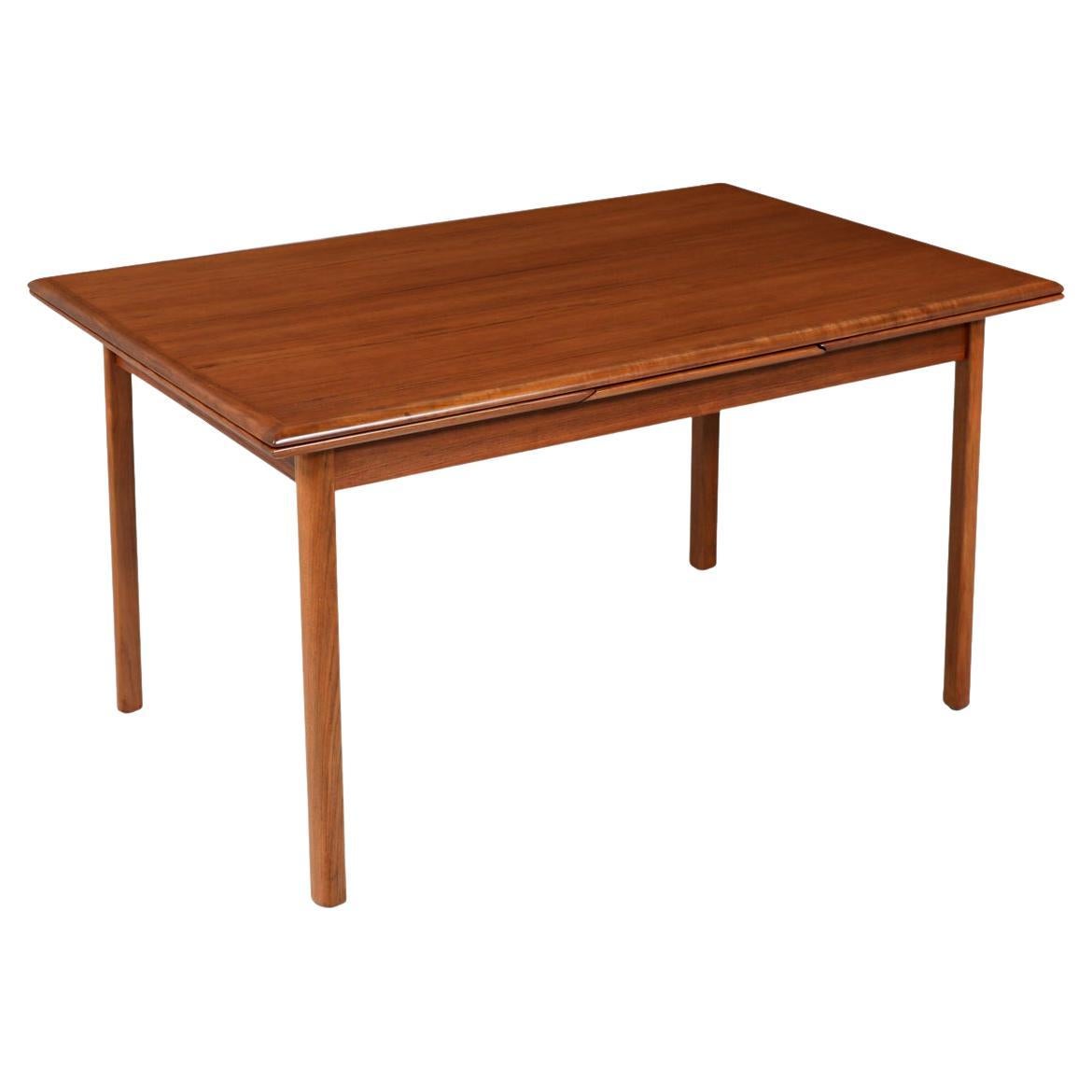 Expertly Restored - Danish Modern Expanding Teak Dining Table with Draw-Leaves For Sale