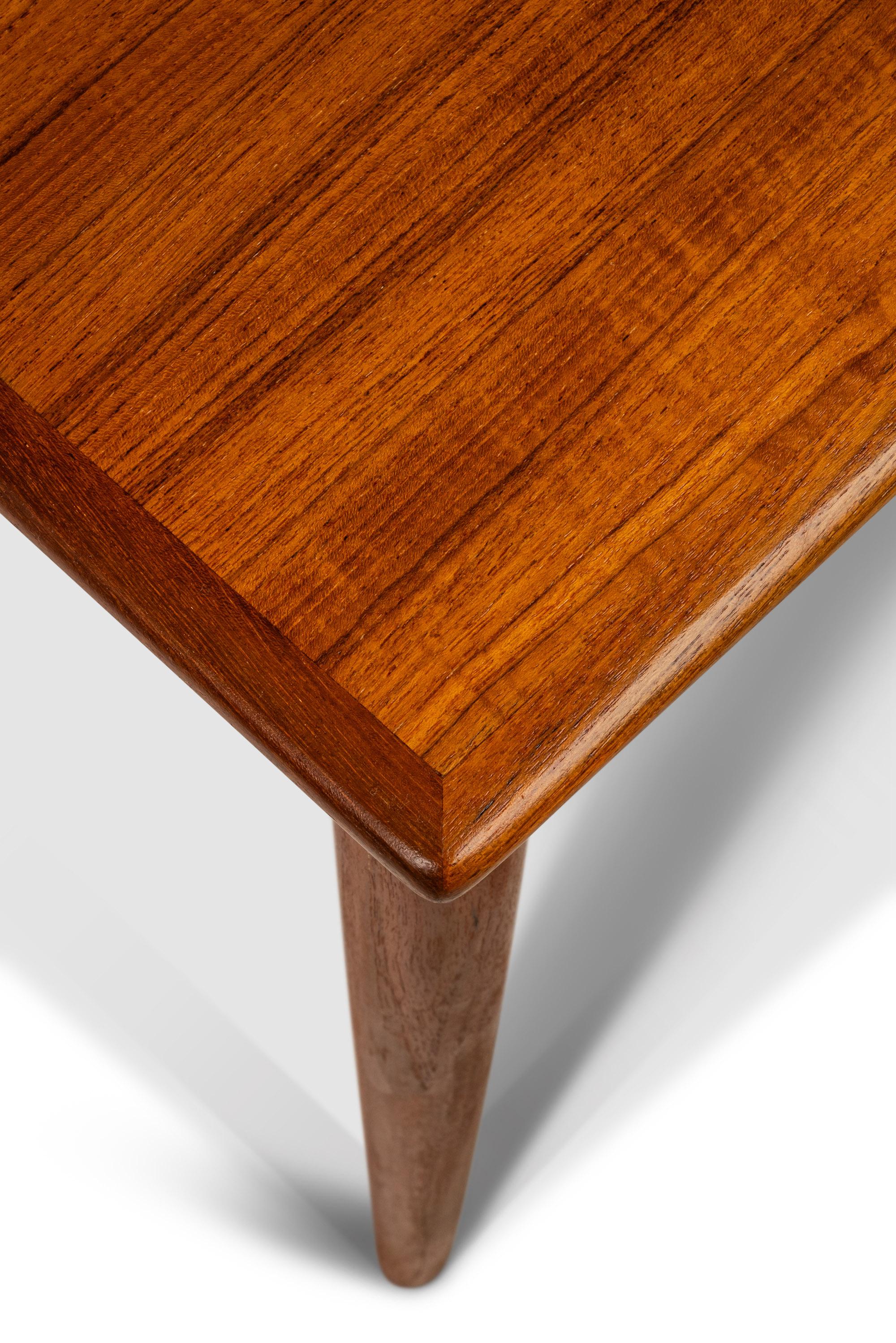 Danish Modern Expansion Dining Table in Teak w/ Stow-in-Table Leaves, c. 1960s For Sale 10