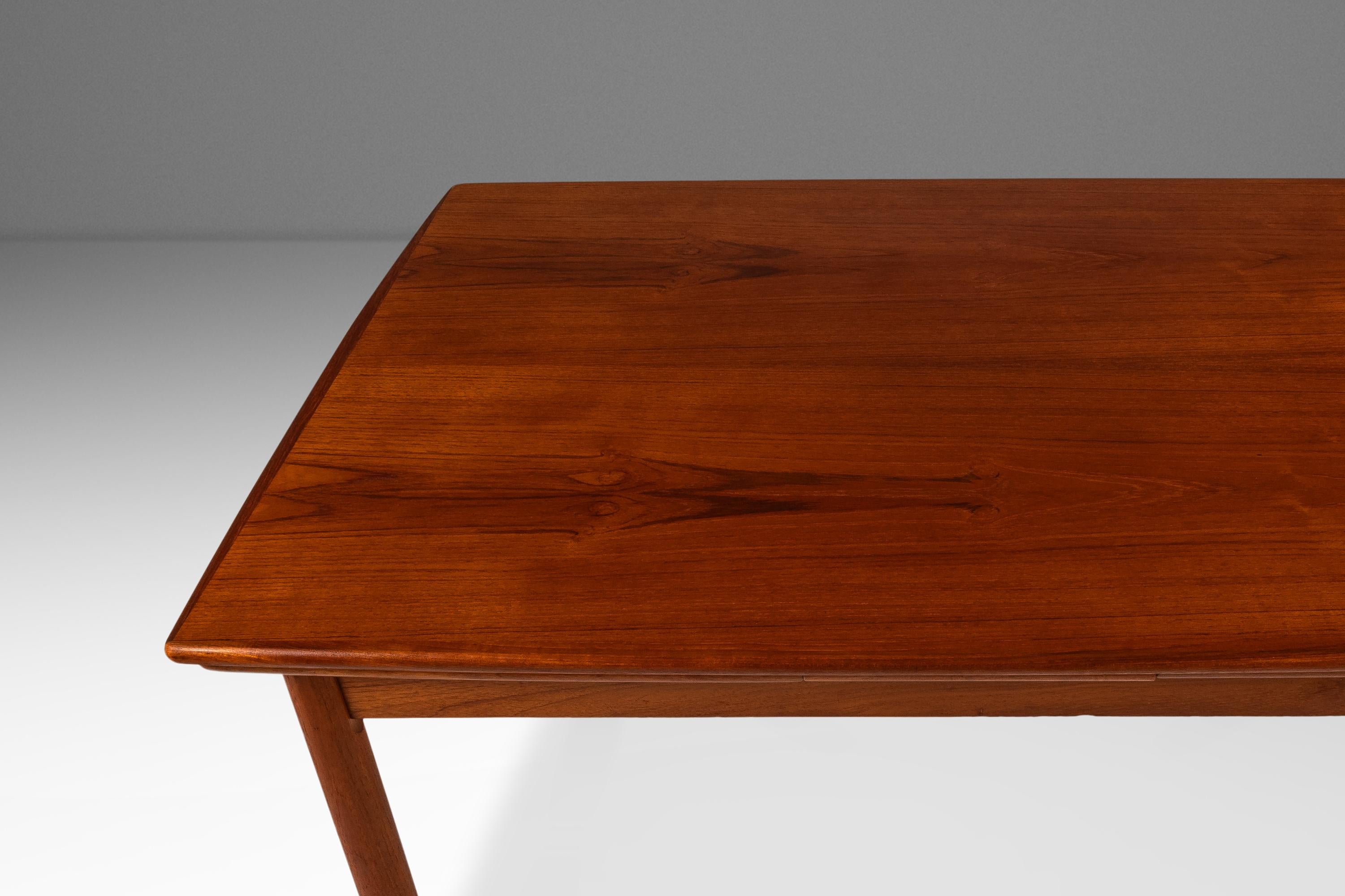 Danish Modern Expansion Dining Table in Teak w/ Stow-In-Table Leaves, c. 1960s For Sale 9