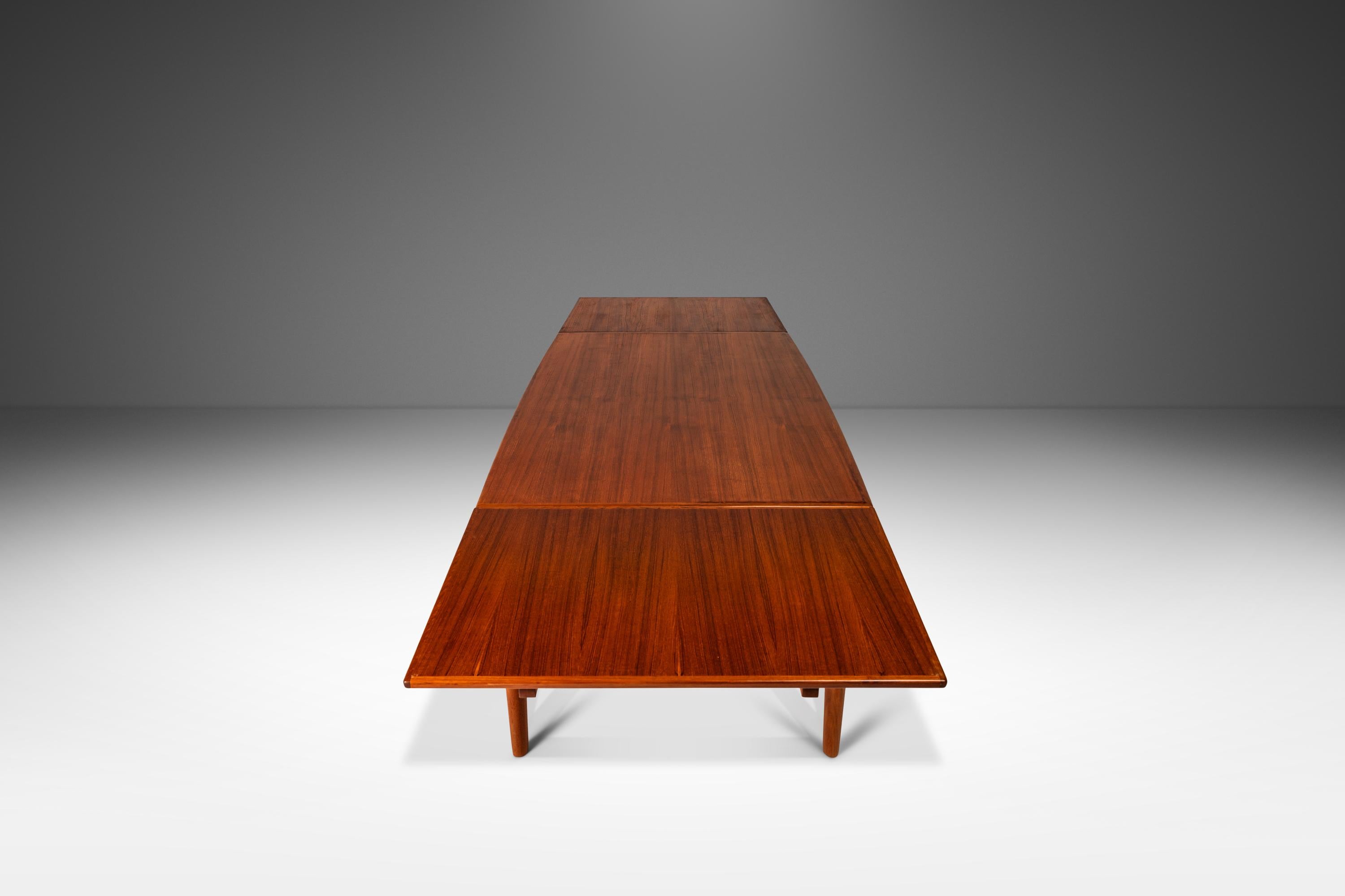 Danish Modern Expansion Dining Table in Teak w/ Stow-in-Table Leaves, c. 1960s For Sale 1