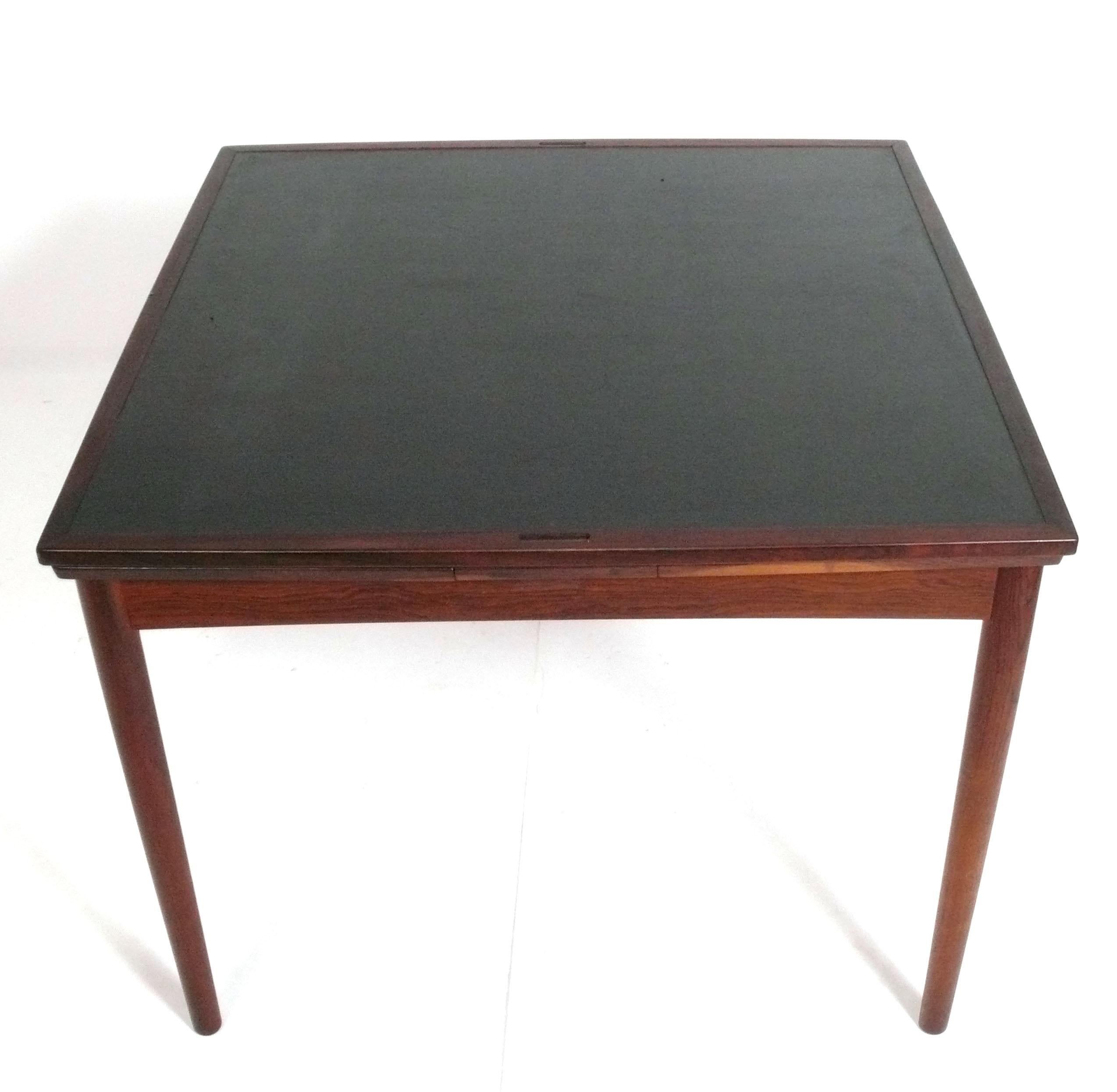 Danish Modern Extendable Dining or Game Table by Carlo Jensen for Hundevad In Good Condition For Sale In Atlanta, GA