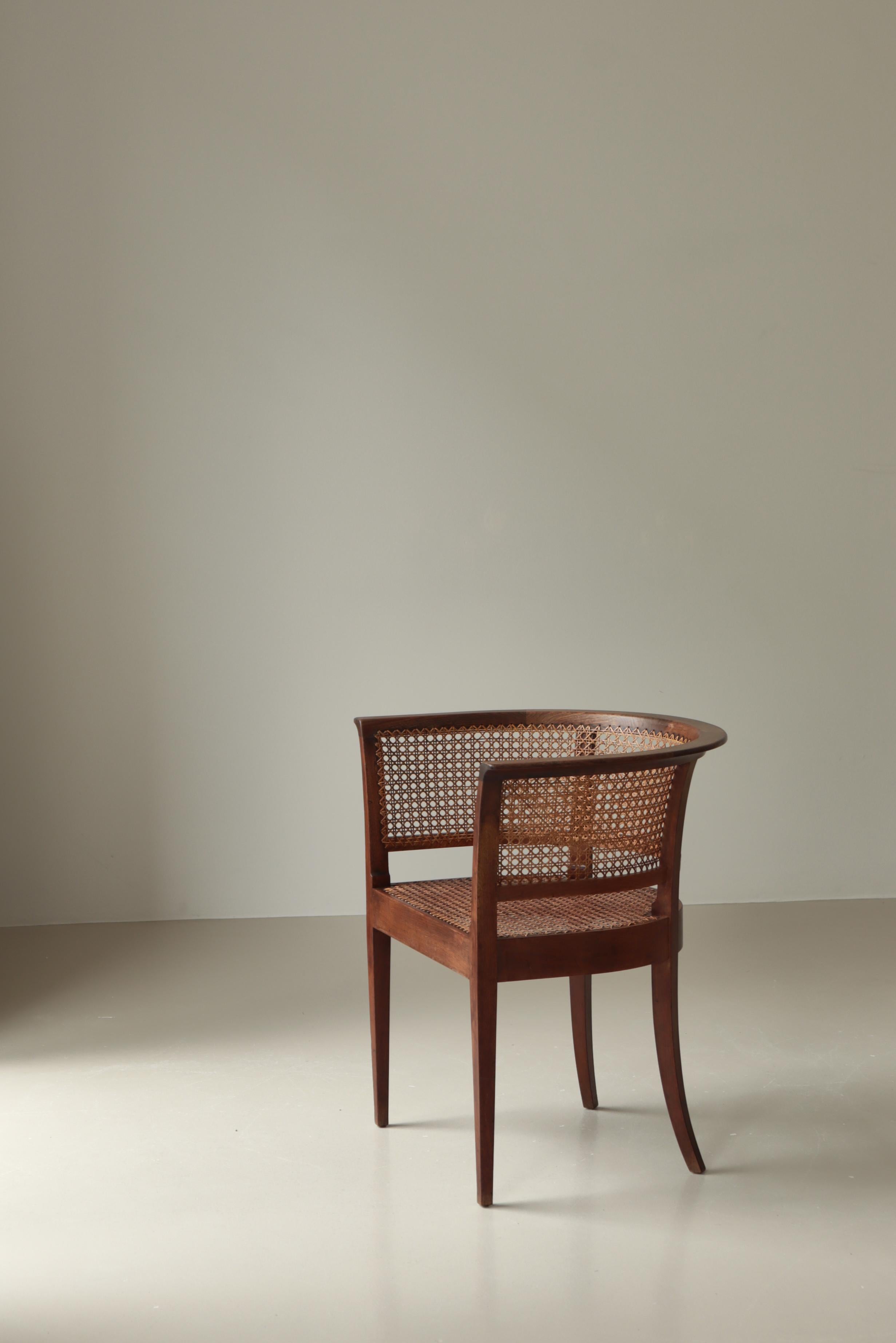 Poltrona moderna danese 