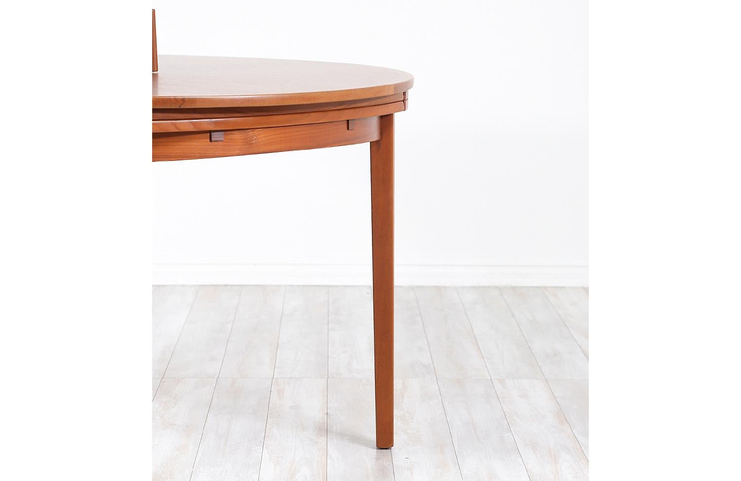 Danish Modern “Flip-Flap” Teak Dining Table by Dyrlund 6