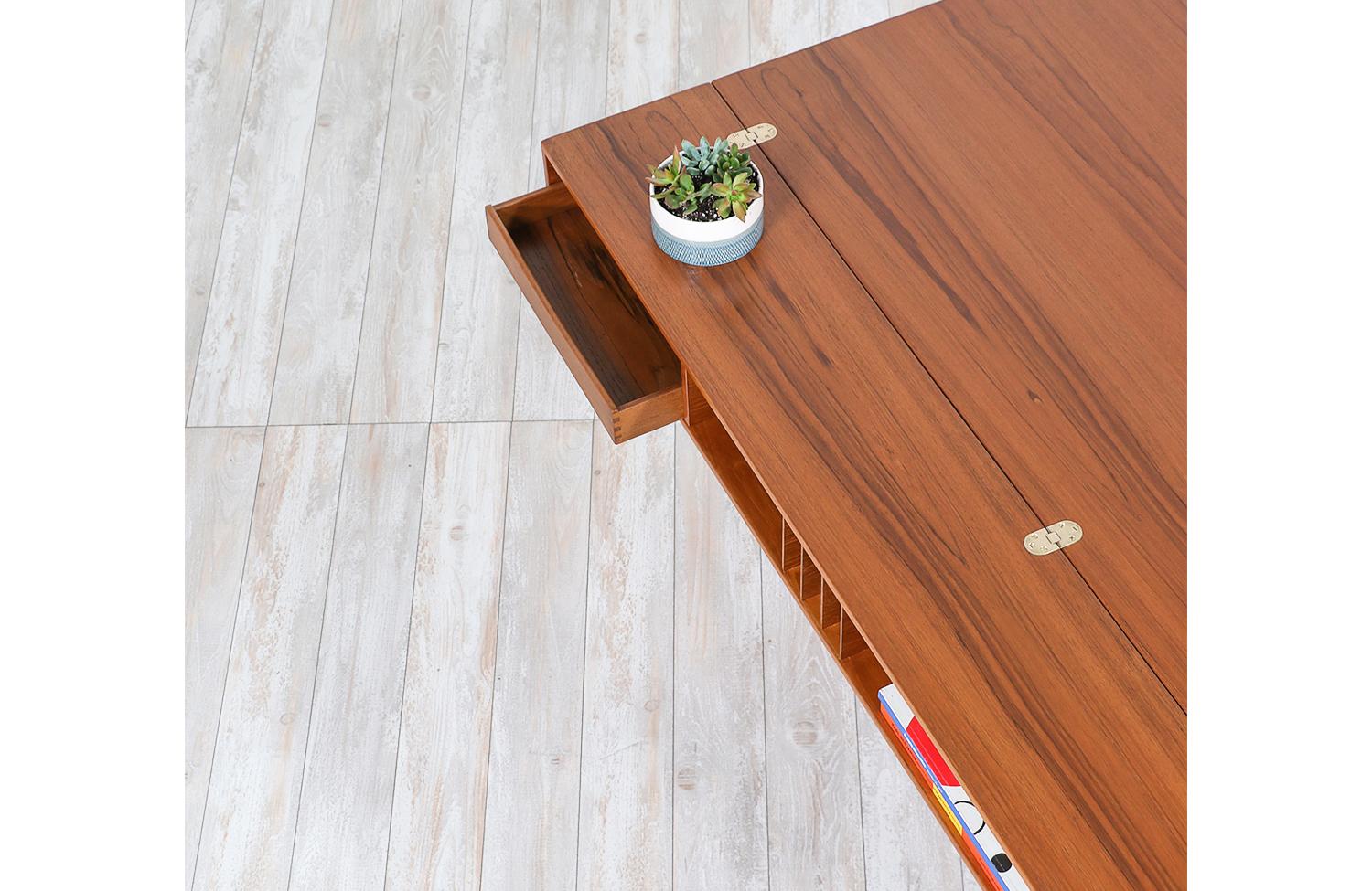 Danish Modern Flip-Top Executive Teak Desk by Peter Løvig Nielsen 4