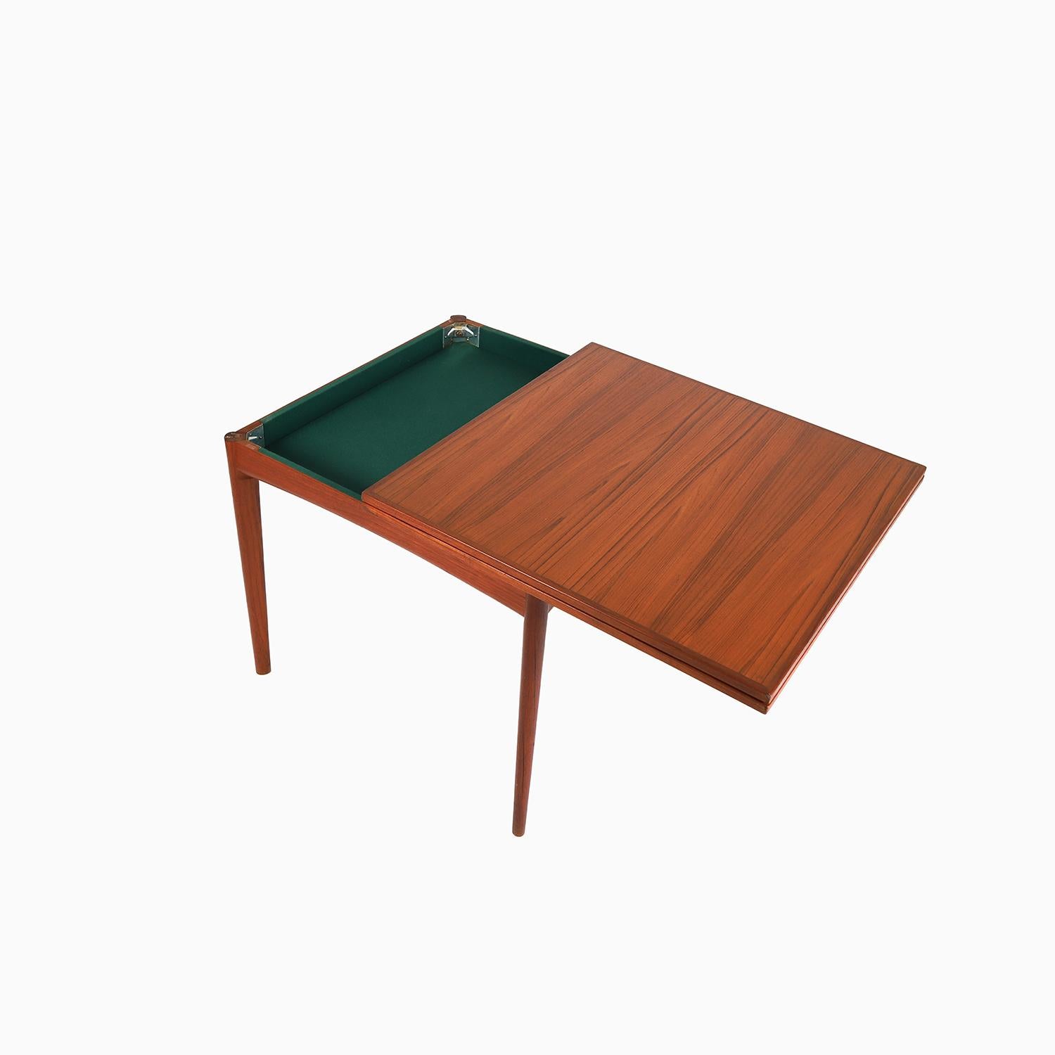 20th Century Danish Modern flip top Game Table by Borge Mogensen For Sale