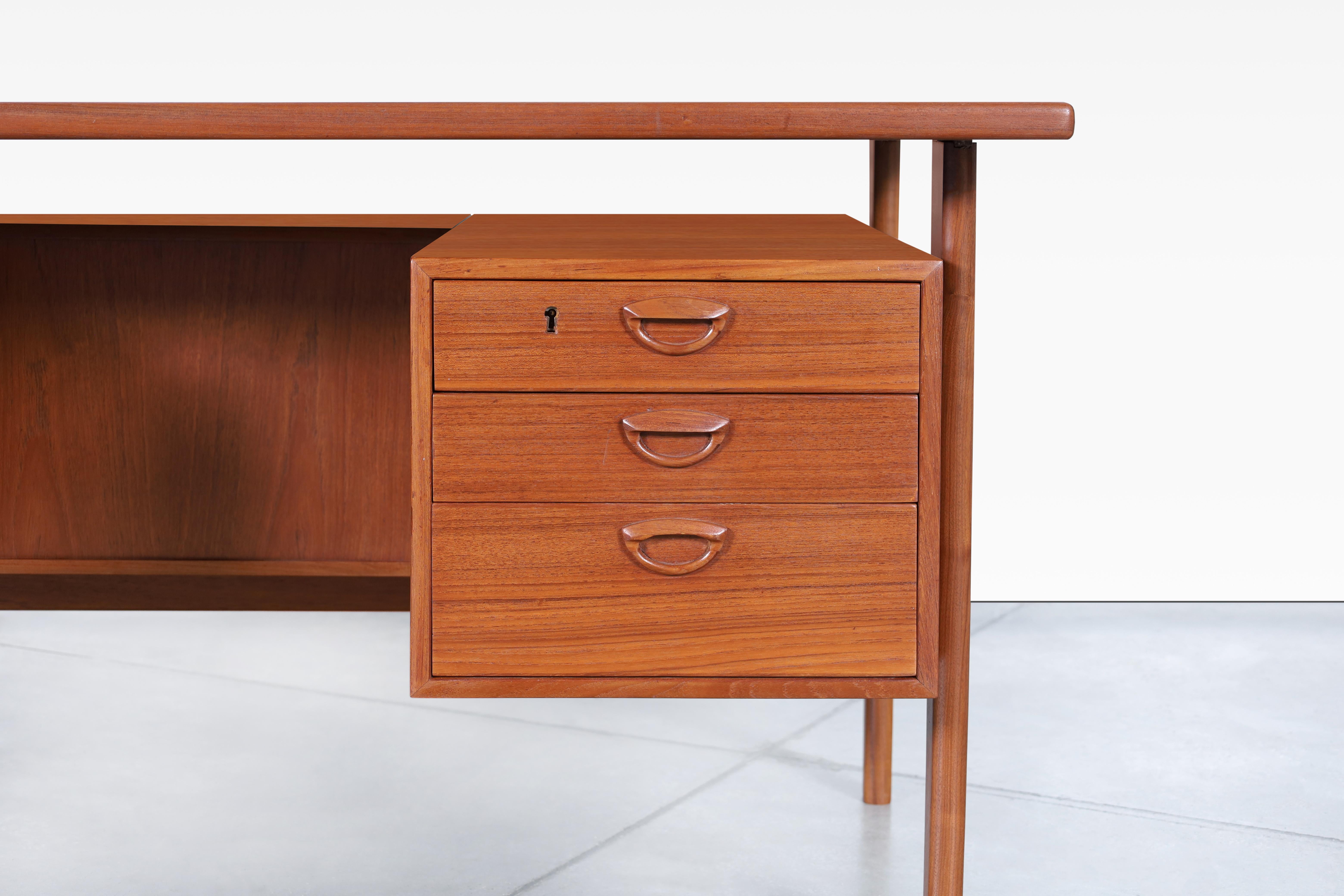 Danish Modern Floating Top Teak Desk by Kai Kristiansen For Sale 2