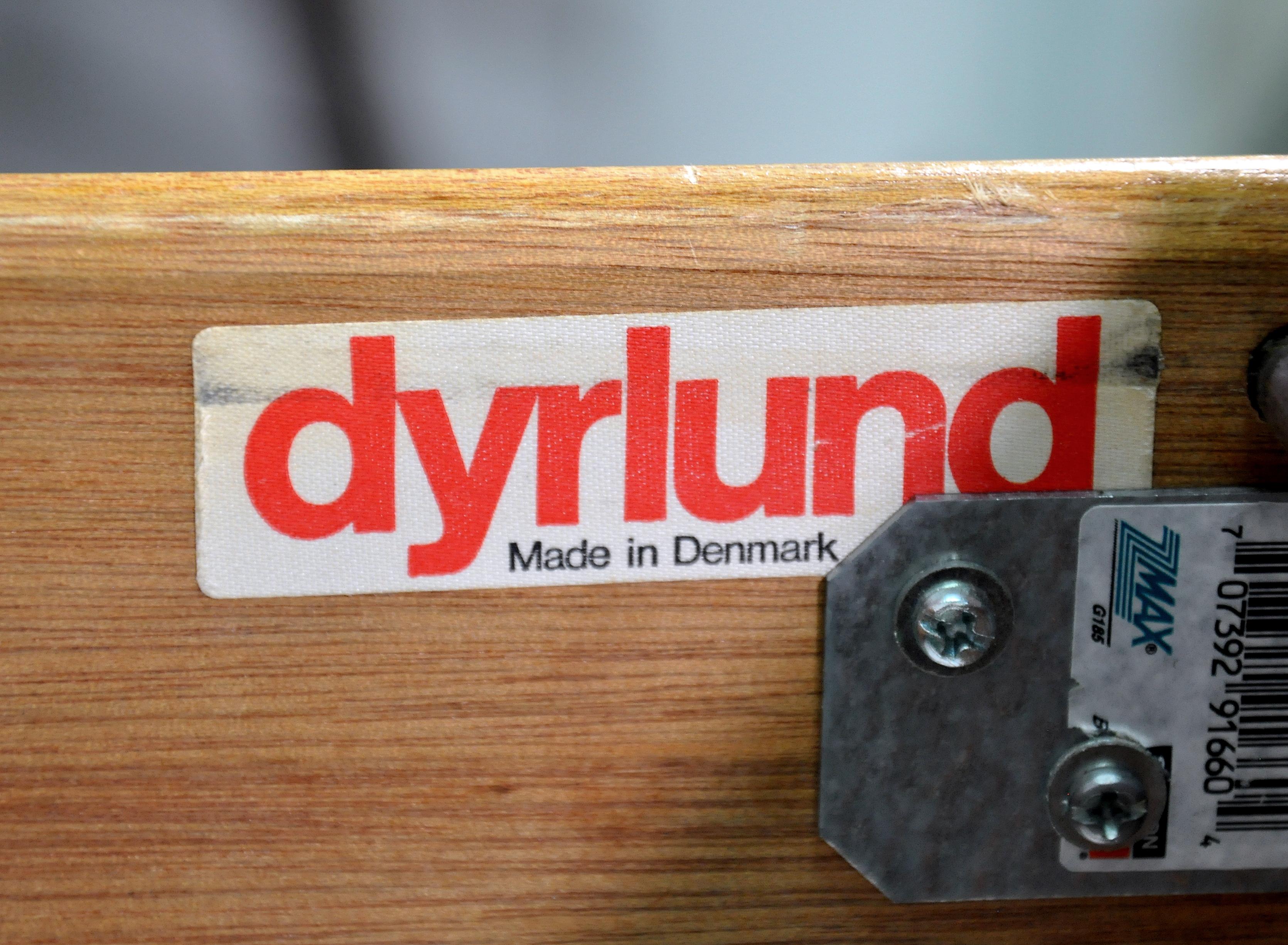 Dänischer moderner schwebender teak-schreibtisch mit bücherregal by Dyrlund im Angebot 6