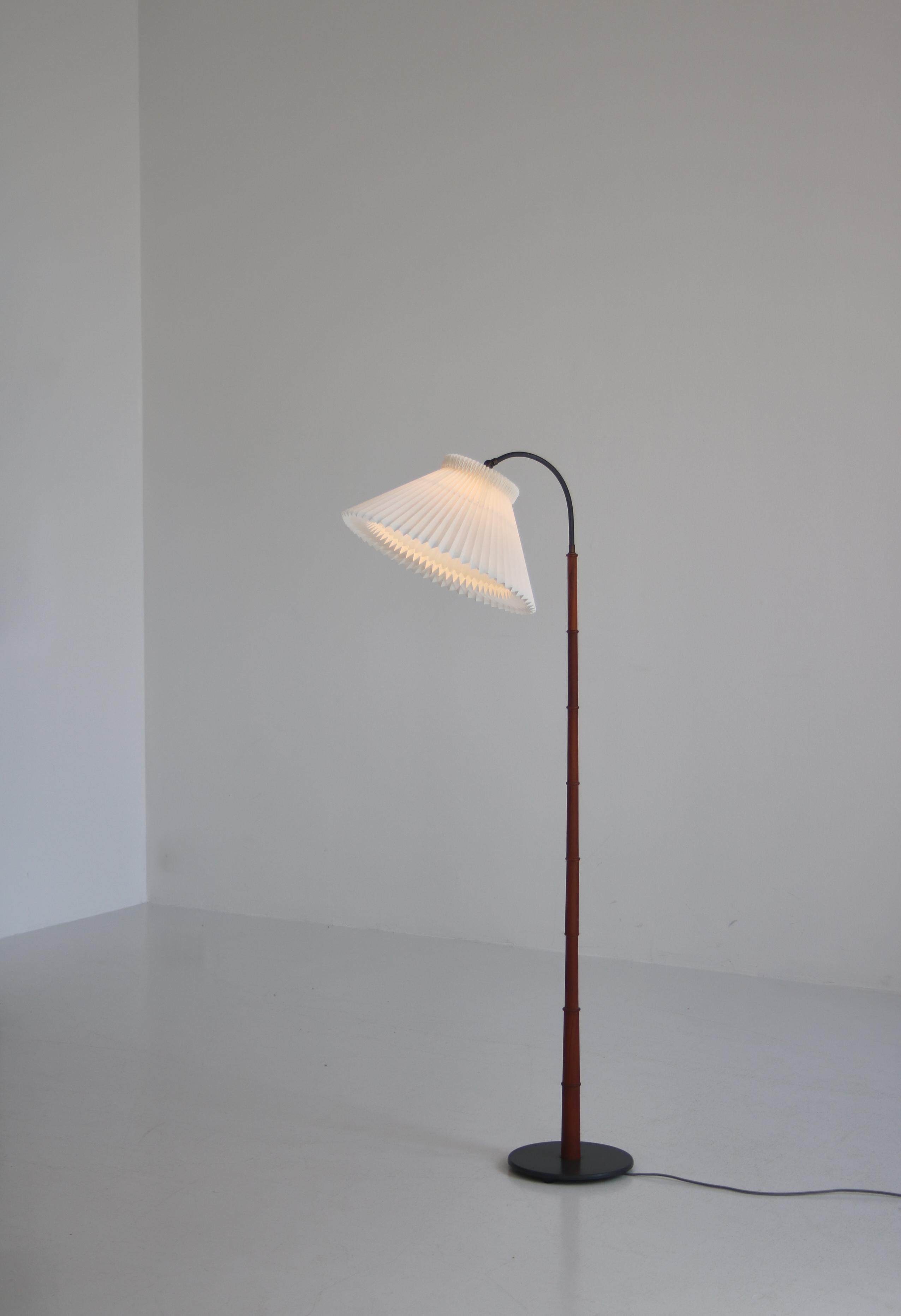 Mid-20th Century Danish Modern Floor Lamp in Teak with Hand Folded Le Klint Shade, 1950s For Sale