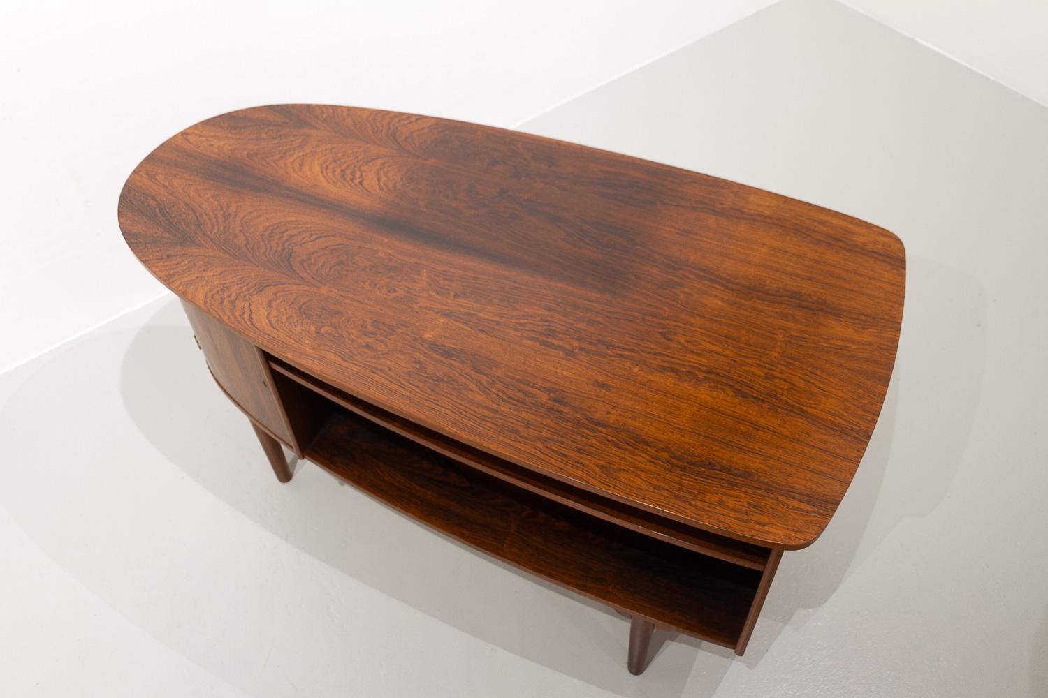 Danish Modern Freestanding Rosewood Desk by Sv. Å. Madsen for HP Hansen, 1960s. 9
