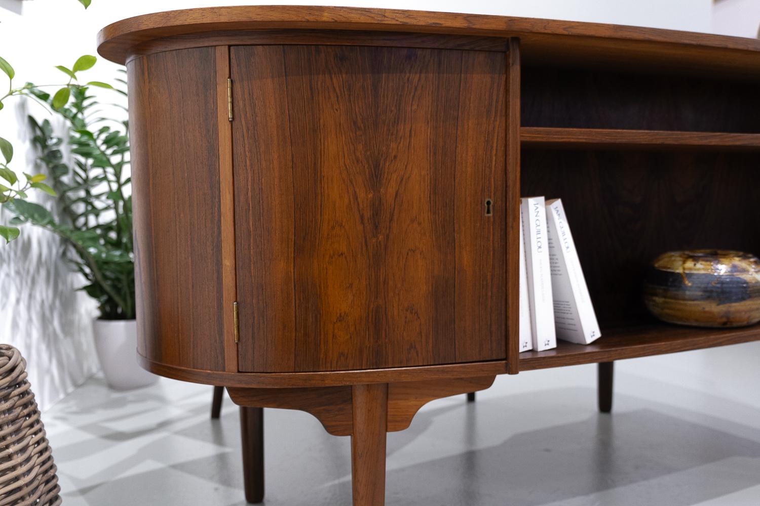 Danish Modern Freestanding Rosewood Desk by Sv. Å. Madsen for HP Hansen, 1960s. 12
