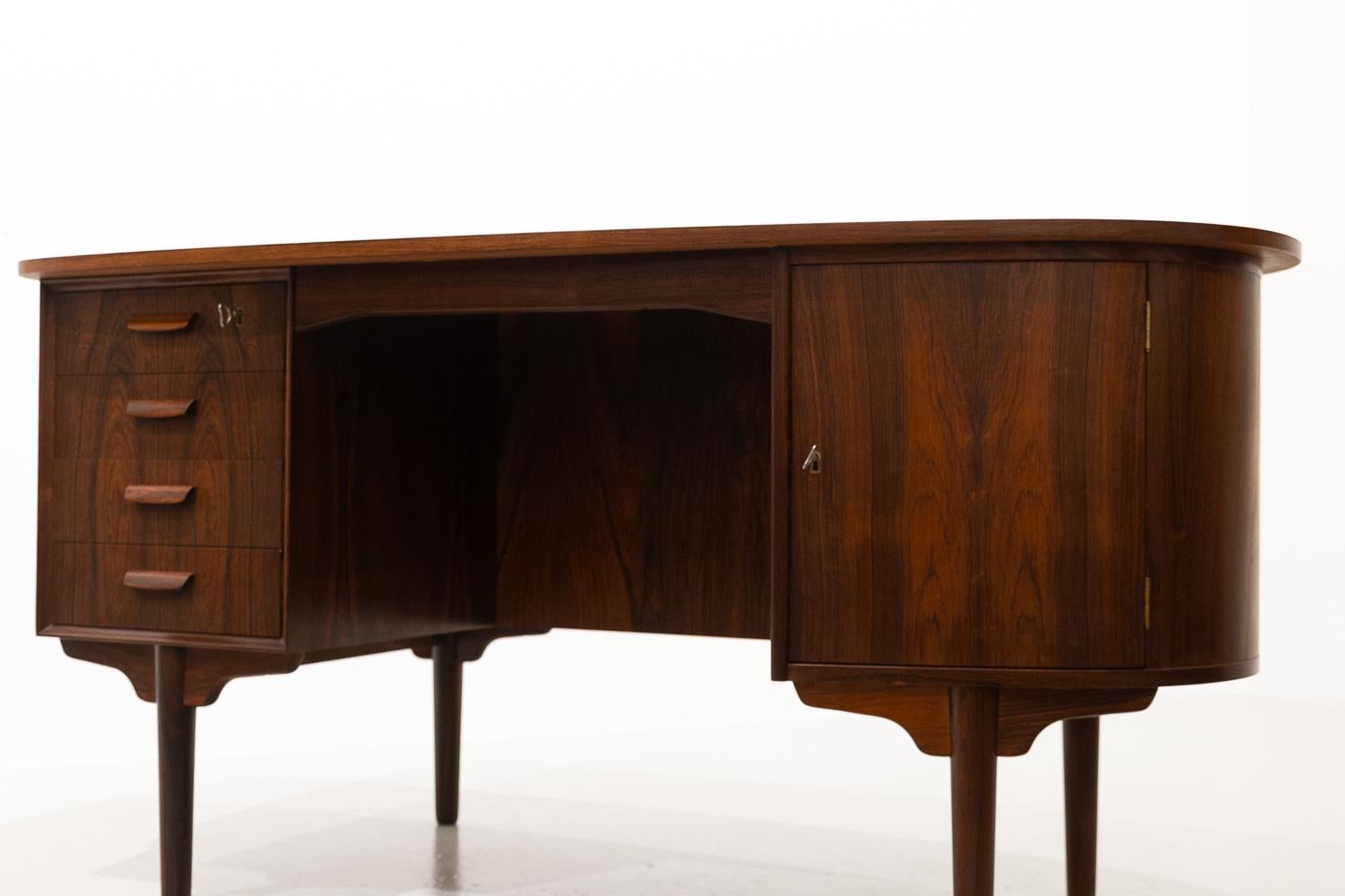 Mid-Century Modern Danish Modern Freestanding Rosewood Desk by Sv. Å. Madsen for HP Hansen, 1960s.