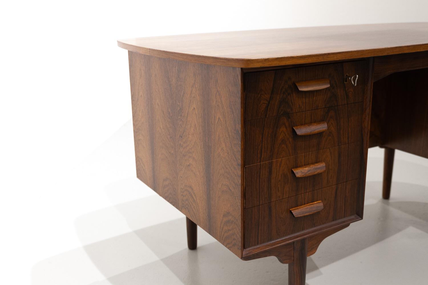 Mid-20th Century Danish Modern Freestanding Rosewood Desk by Sv. Å. Madsen for HP Hansen, 1960s.