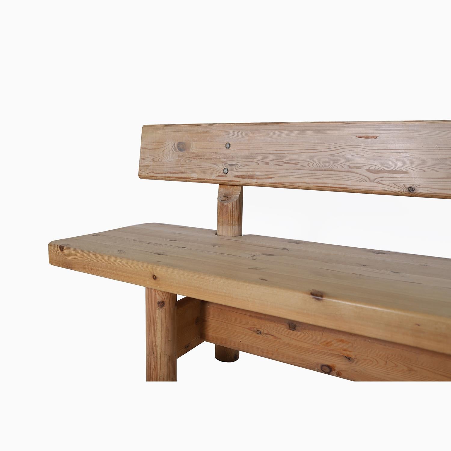 Danish Modern Friis & Moltke Soaped Pine Bench In Good Condition For Sale In Minneapolis, MN