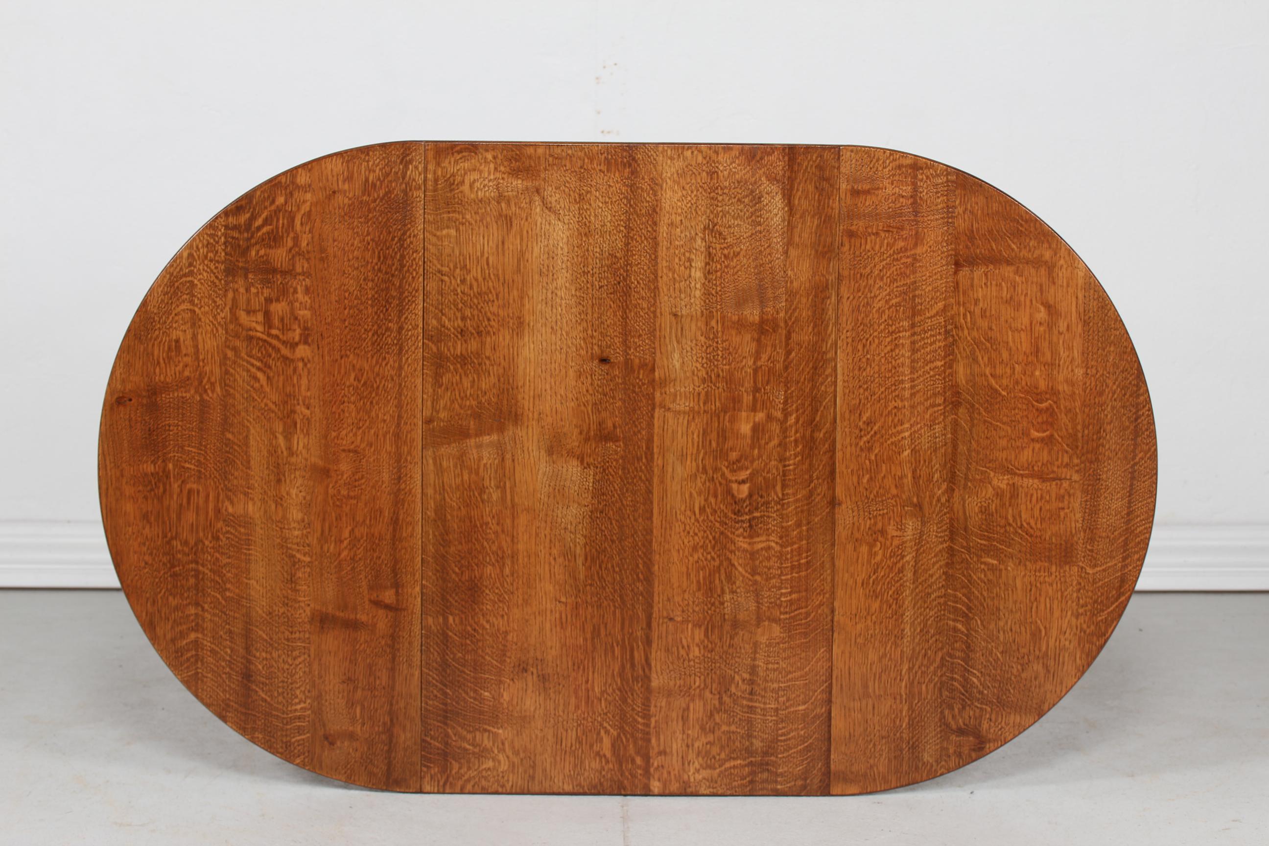 Danish Modern Frits Henningsen Coffee Table of Solid Oak with Two Flaps, 1950s In Good Condition In Aarhus C, DK