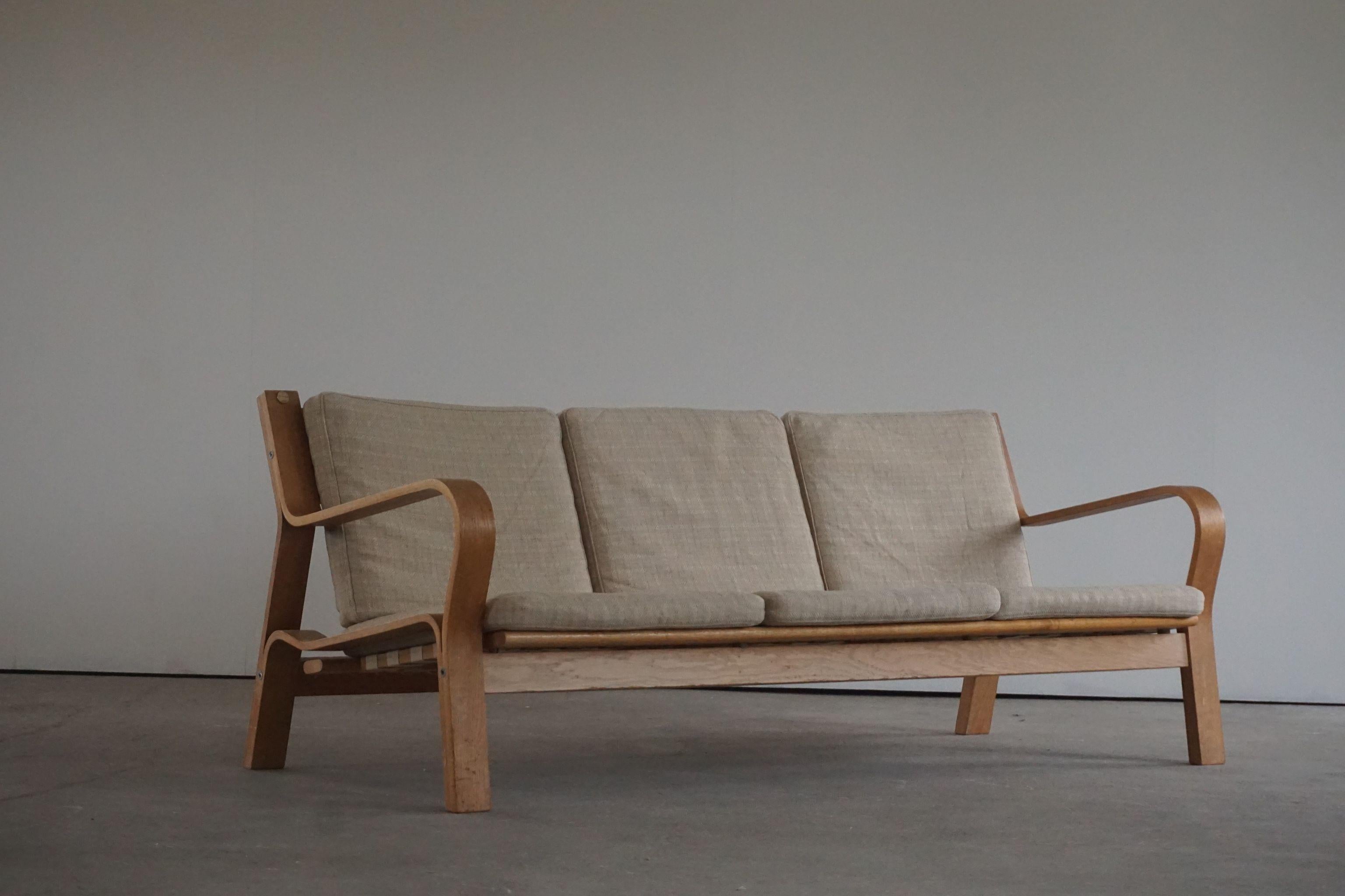 Danish Modern GE 671 Three-Seater Sofa by Hans J. Wegner for GETAMA, 1960s 5