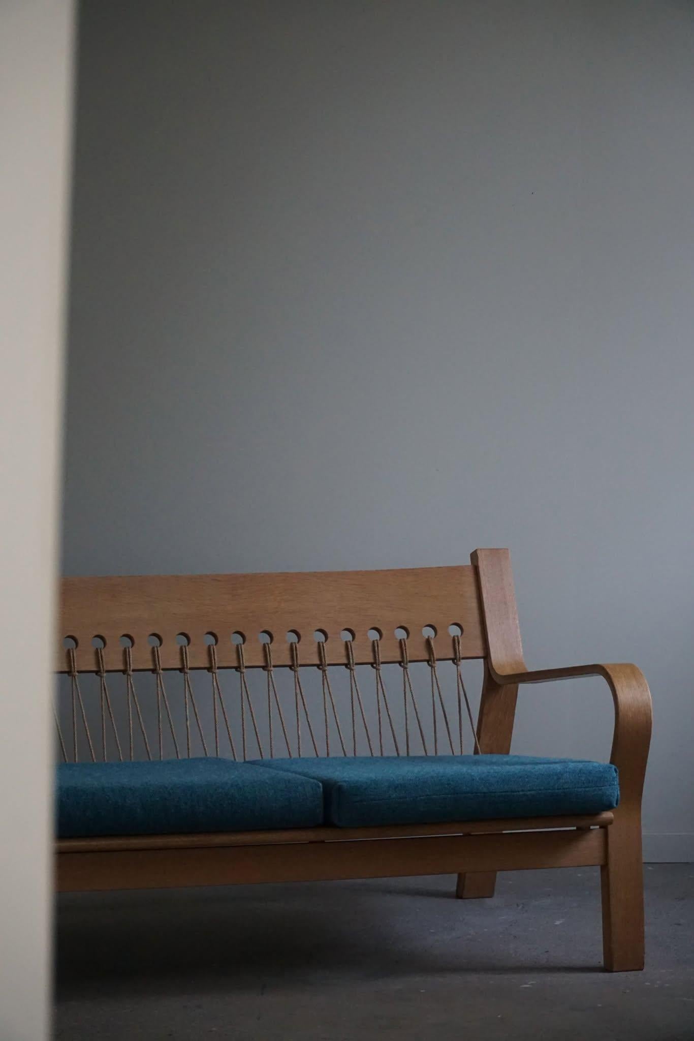Danish Modern GE 671 Three-Seater Sofa by Hans J. Wegner for GETAMA, 1960s en venta 4