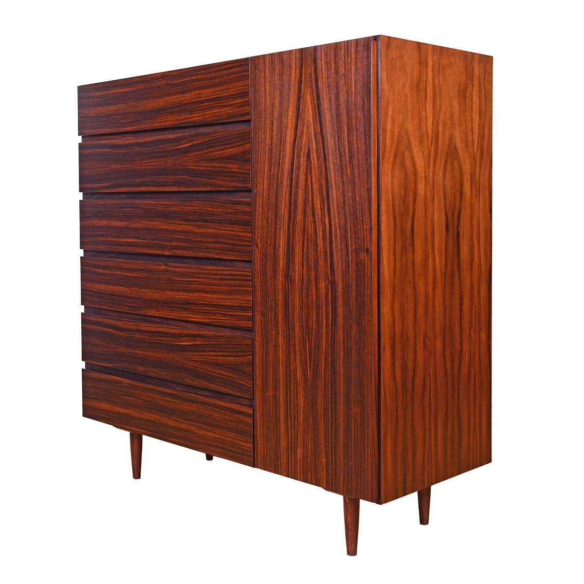 Mid-Century Modern Danish Modern Gentleman’s Chest / Dresser in Rosewood