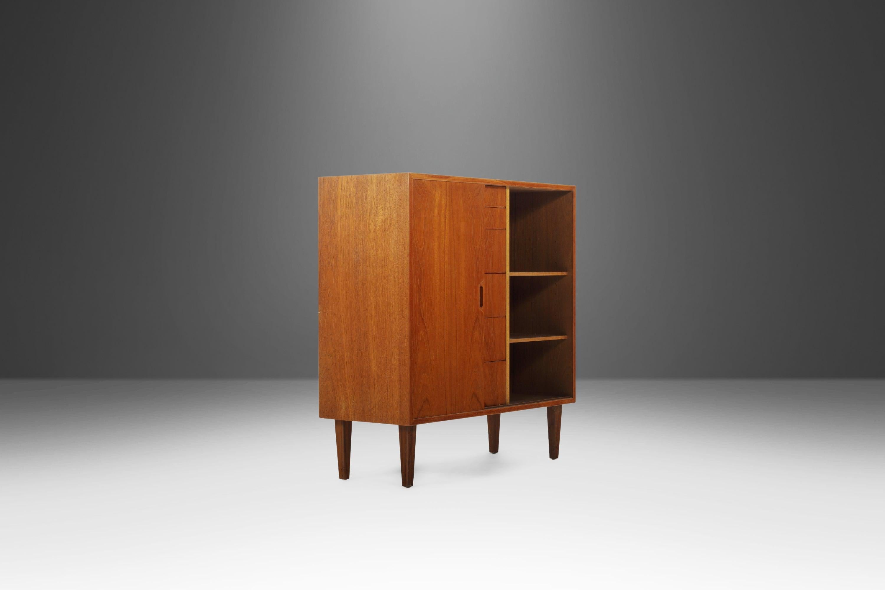 Mid-20th Century Danish Modern Gentleman's Dresser / Cabinet After Arne Vodder in Teak, c. 1960s