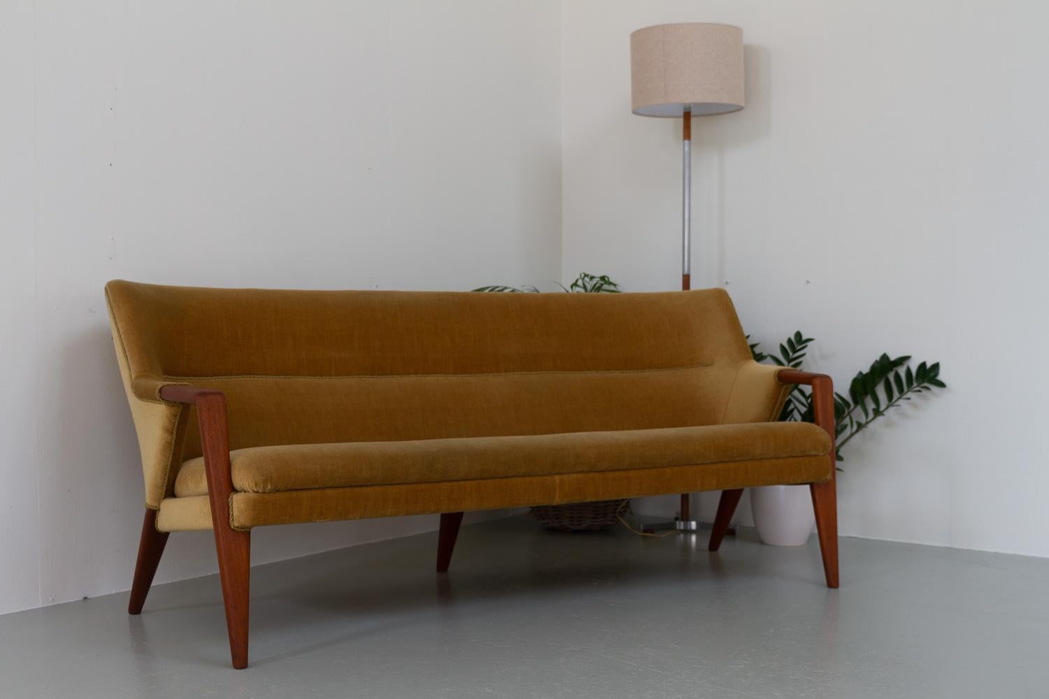 Danish Modern Golden Velvet Banana Sofa by Kurt Olsen, 1950s. 13