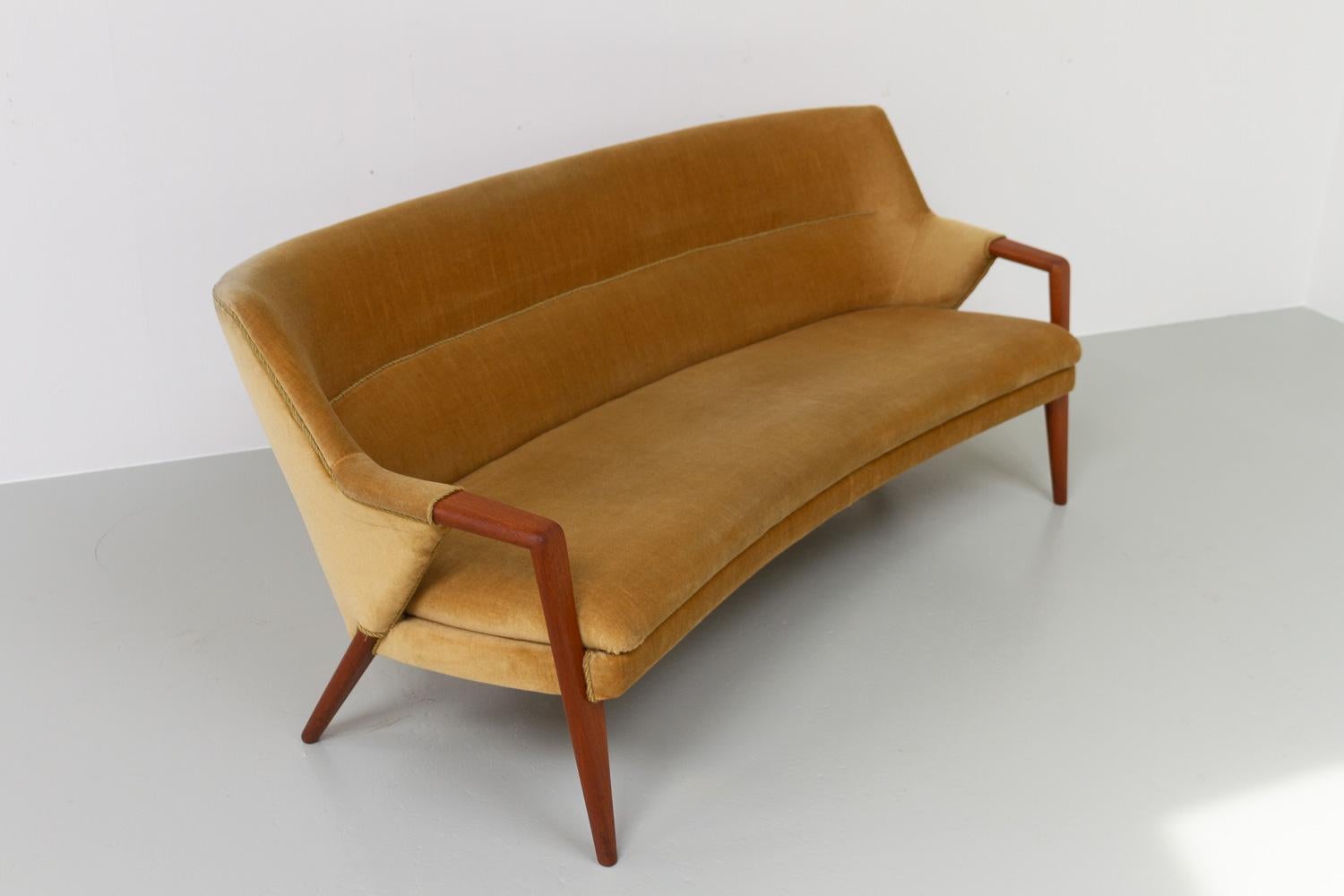 Mid-Century Modern Danish Modern Golden Velvet Banana Sofa by Kurt Olsen, 1950s.