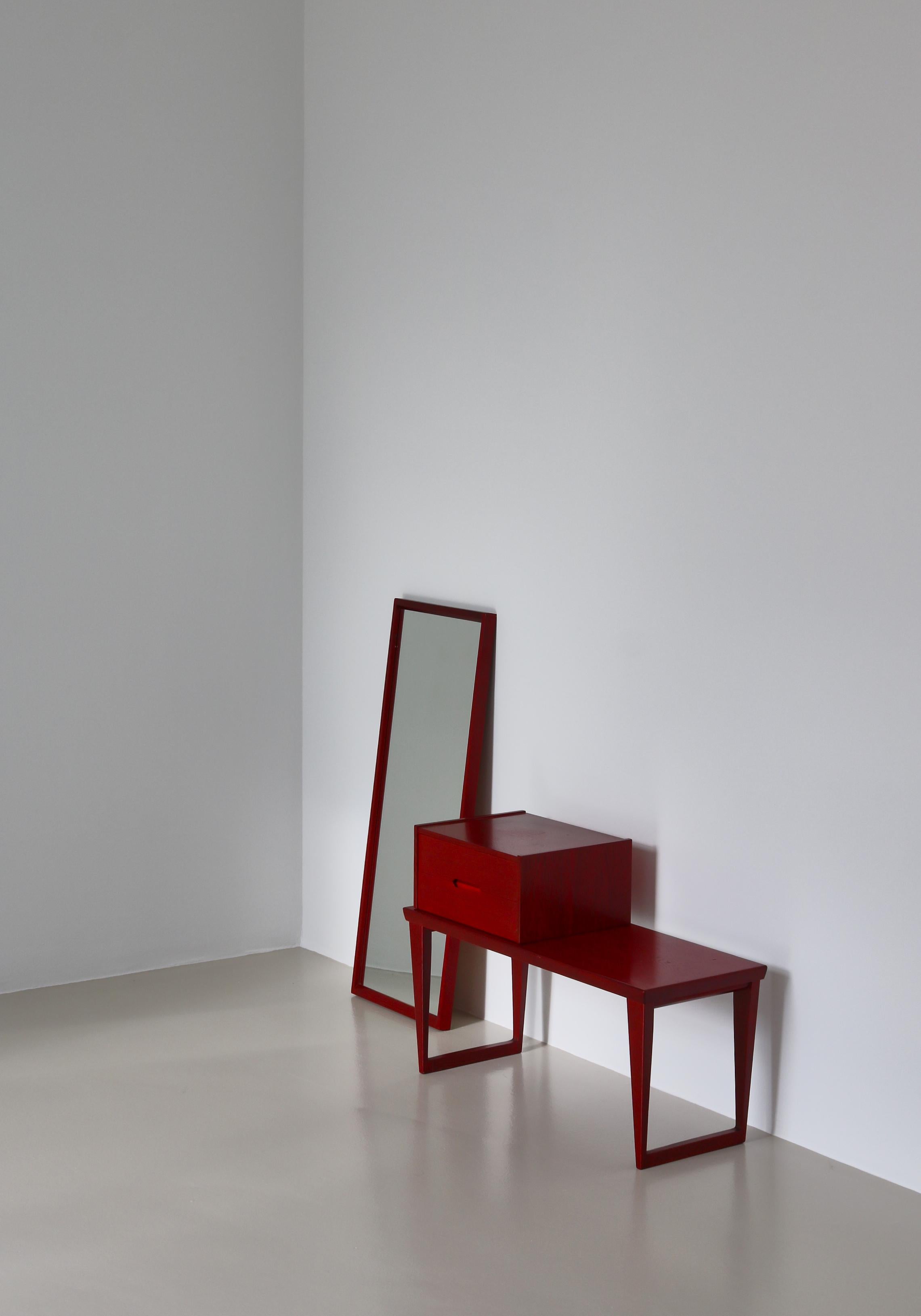 Scandinavian Modern Danish Modern Red Hallway Set Bench, Drawers & Mirror, Aksel Kjersgaard, 1960s For Sale