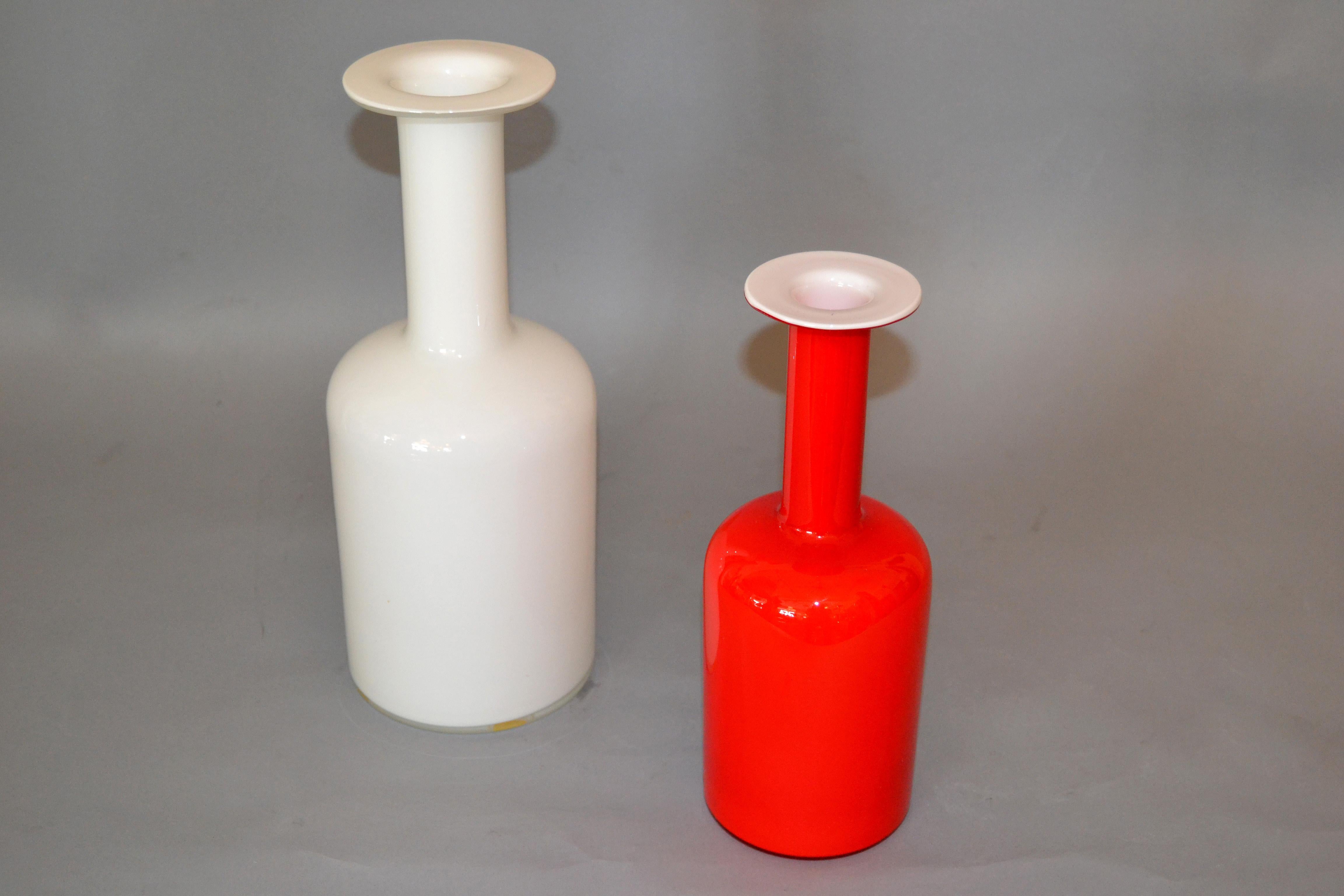 Scandinavian Modern Danish Modern Hand Blown Otto Bauer Gulv Vase in Red & Milk Glass by Holmegaard For Sale