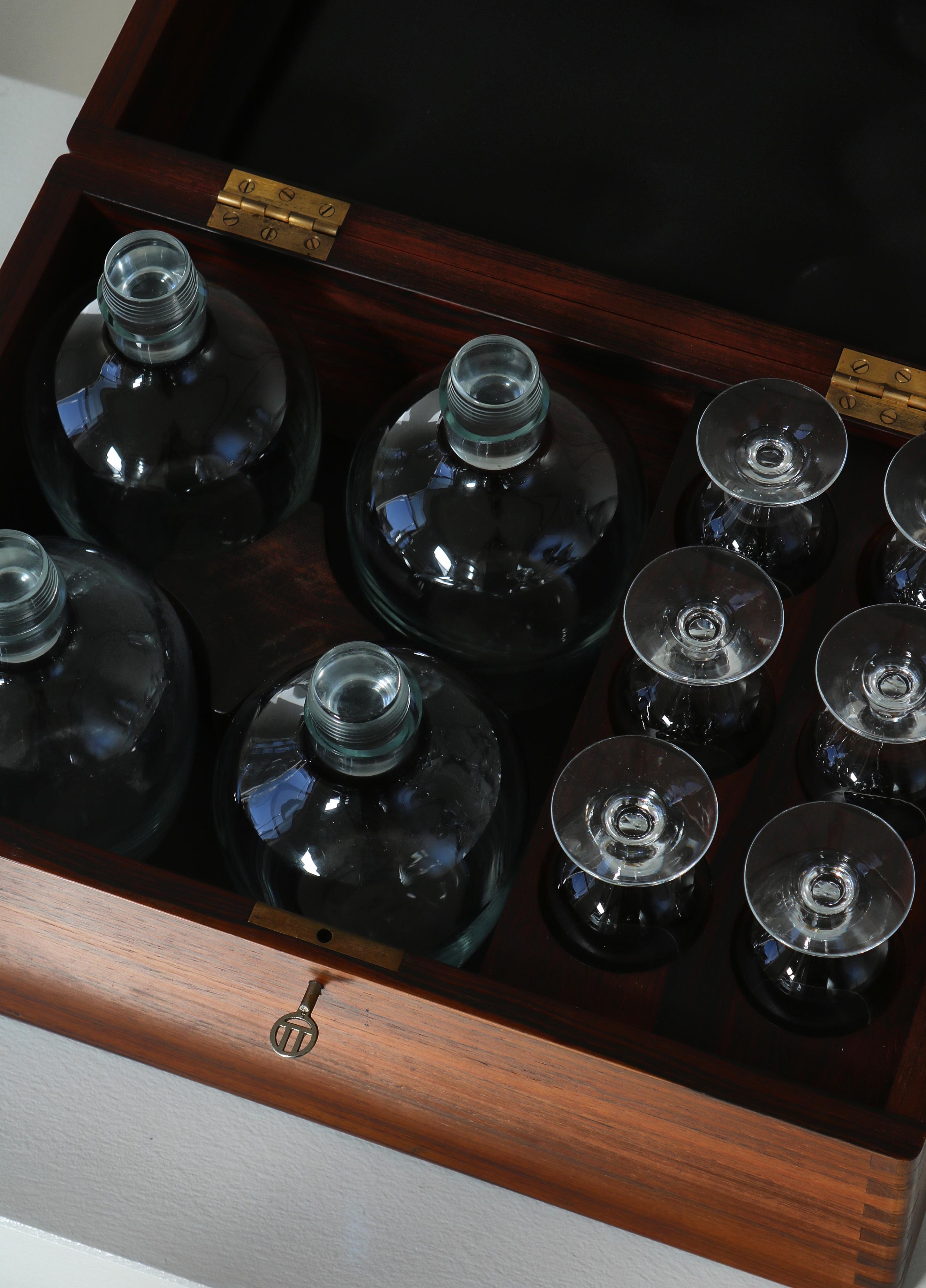 Danish Modern Handmade Liqueur Box, Rosewood & Glass by Søren Willadsen, 1960s For Sale 3
