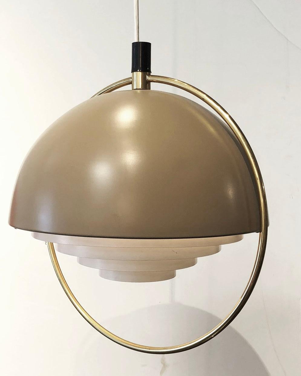 Danish modern hanging light. This is an original Mid-Century Modern design. The design disperses light evenly.   
  

Complementary delivery in the Los Angeles / Beverly Hills area. Pick up is also an option.