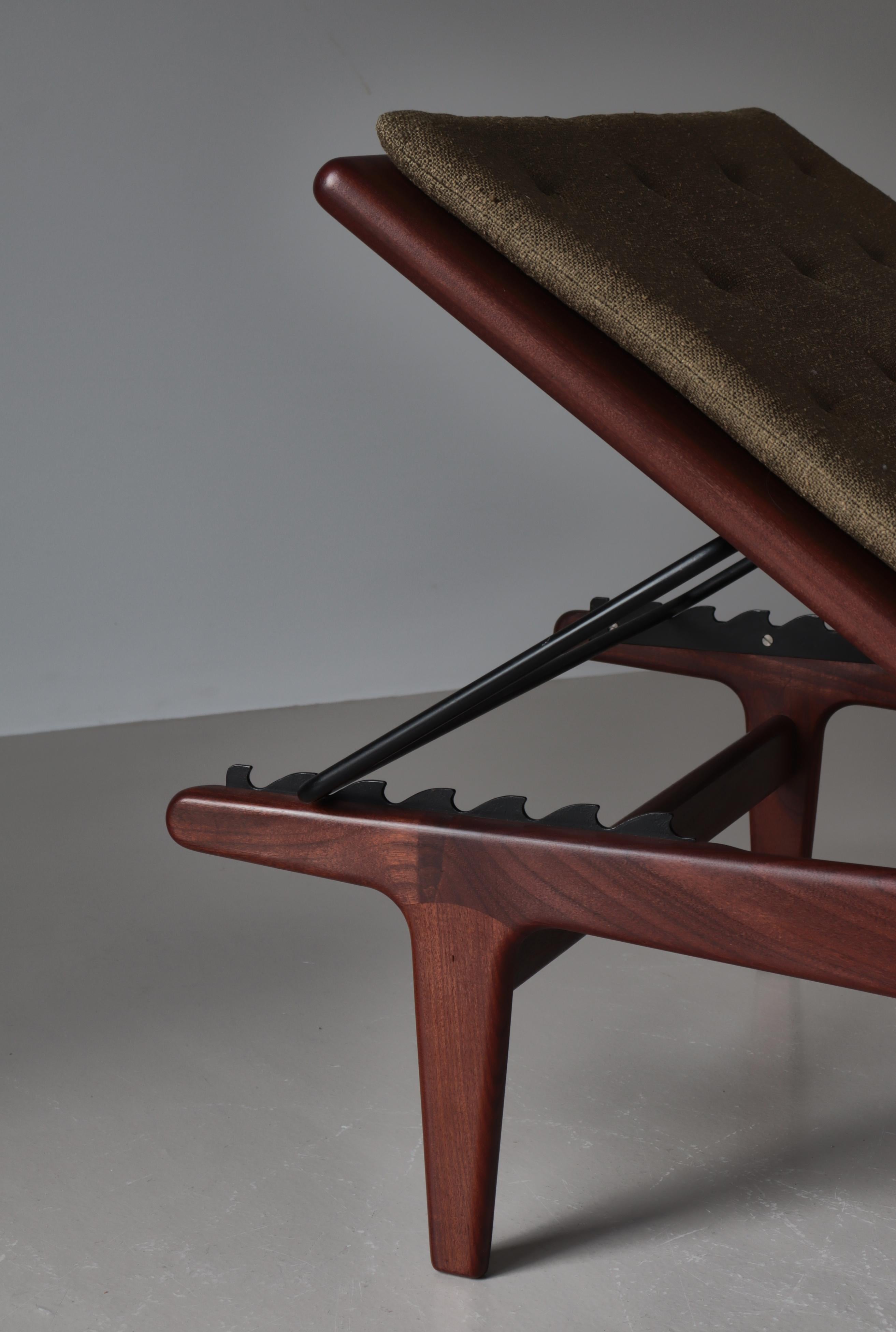 Lit de jour réglable GE-1 en bois de teck de Hans J. Wegner, années 1950, The Moderns Moderns en vente 1